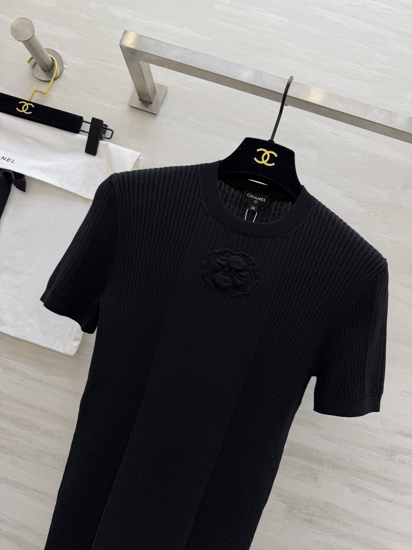 #Chane♡²⁶C 立体山茶花针织短袖上衣 原版开发 高品质定制 现货首发size：36/38/40（