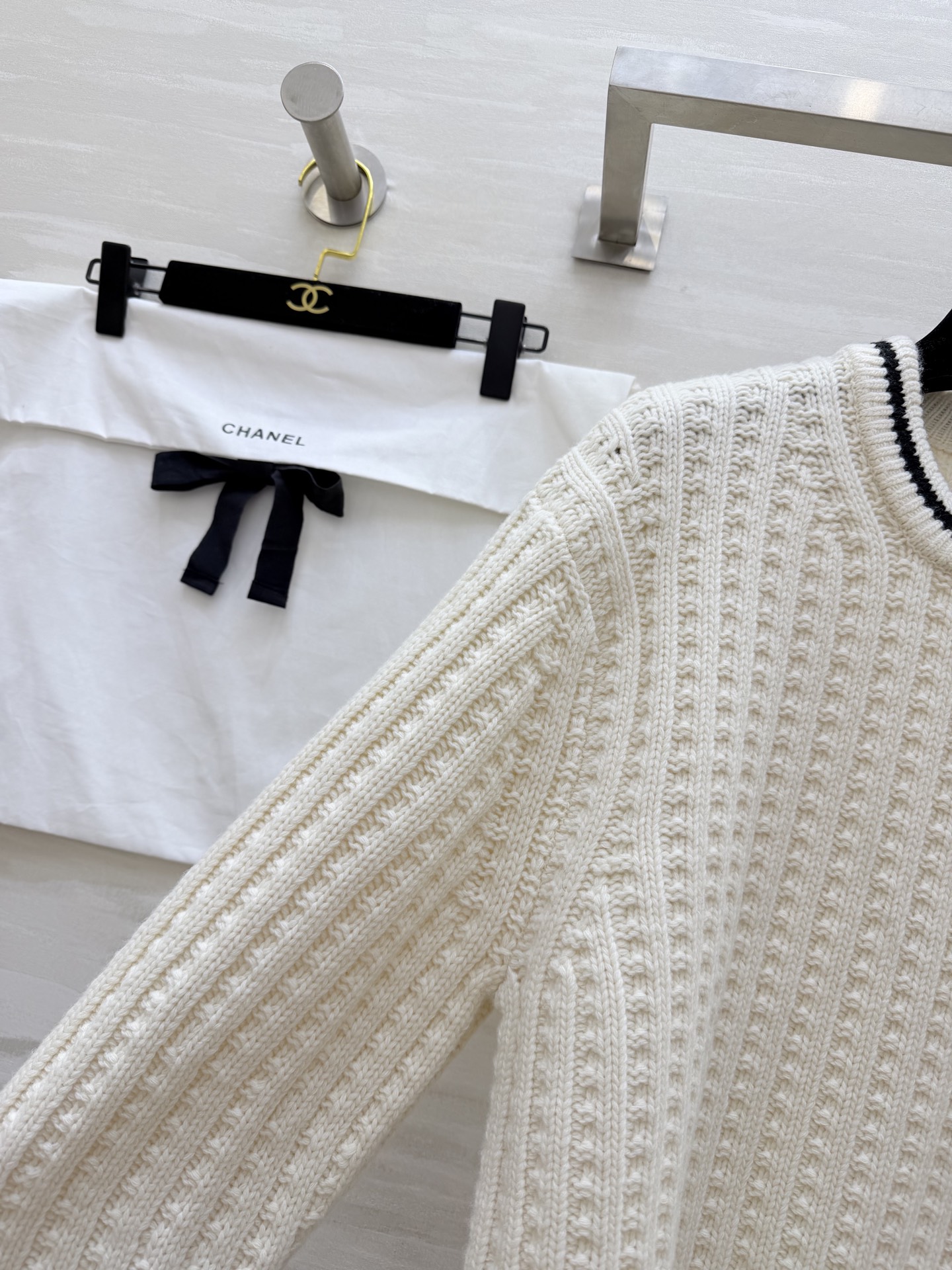 #Chane♡滑雪系列 圆领套头长袖毛衣 王一博同款 原版开发 高品质定制 现货供应size：36/38