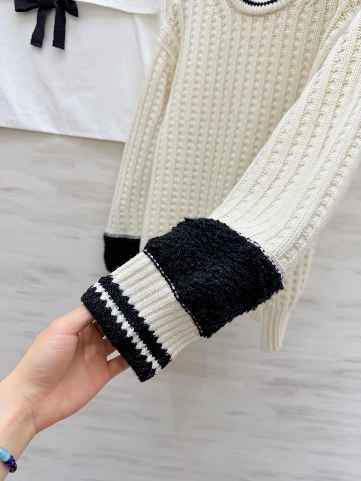 #Chane♡滑雪系列 圆领套头长袖毛衣 王一博同款 原版开发 高品质定制 现货供应size：36/38