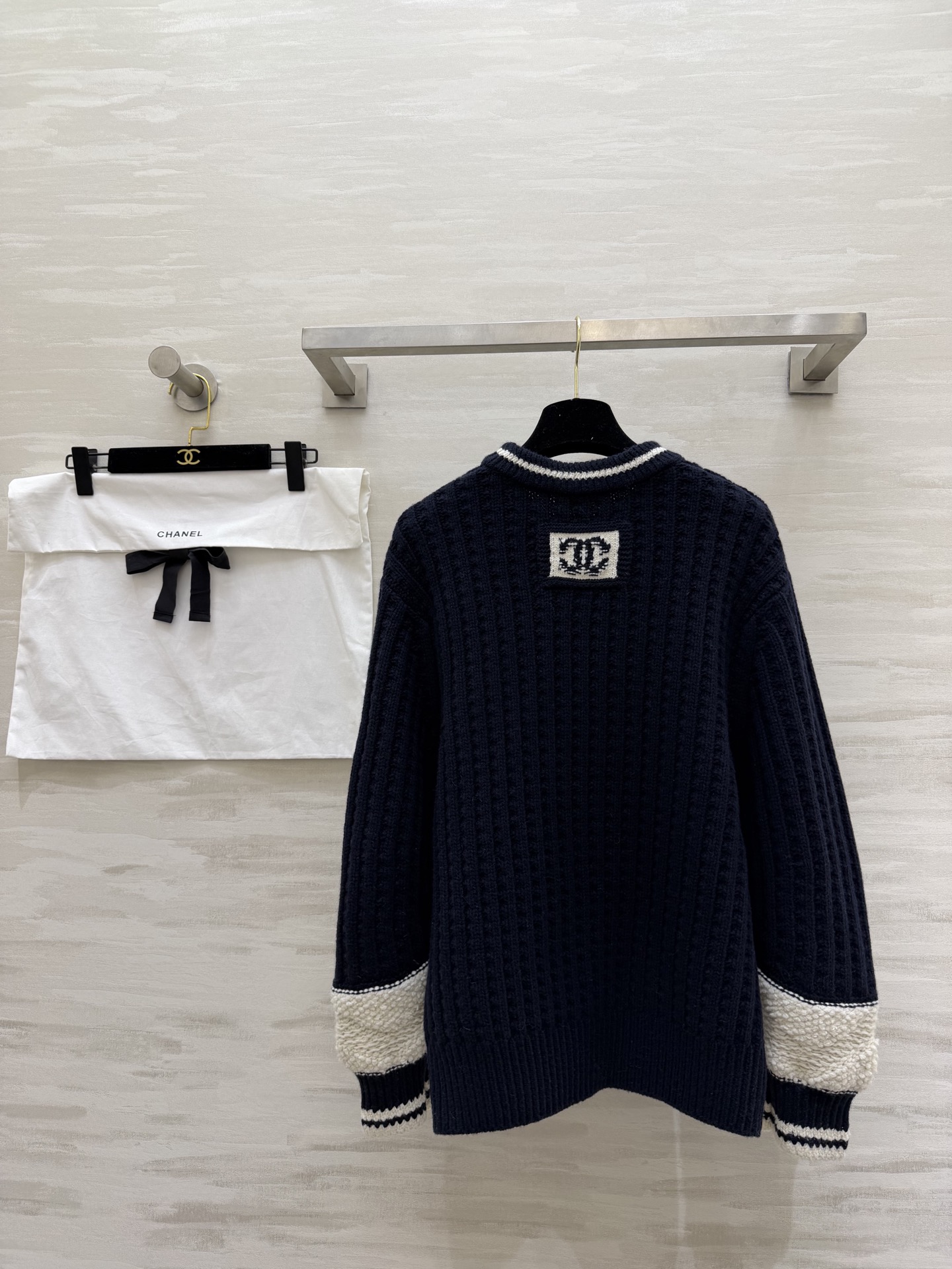 #Chane♡滑雪系列 圆领套头长袖毛衣 王一博同款 原版开发 高品质定制 现货供应size：36/38