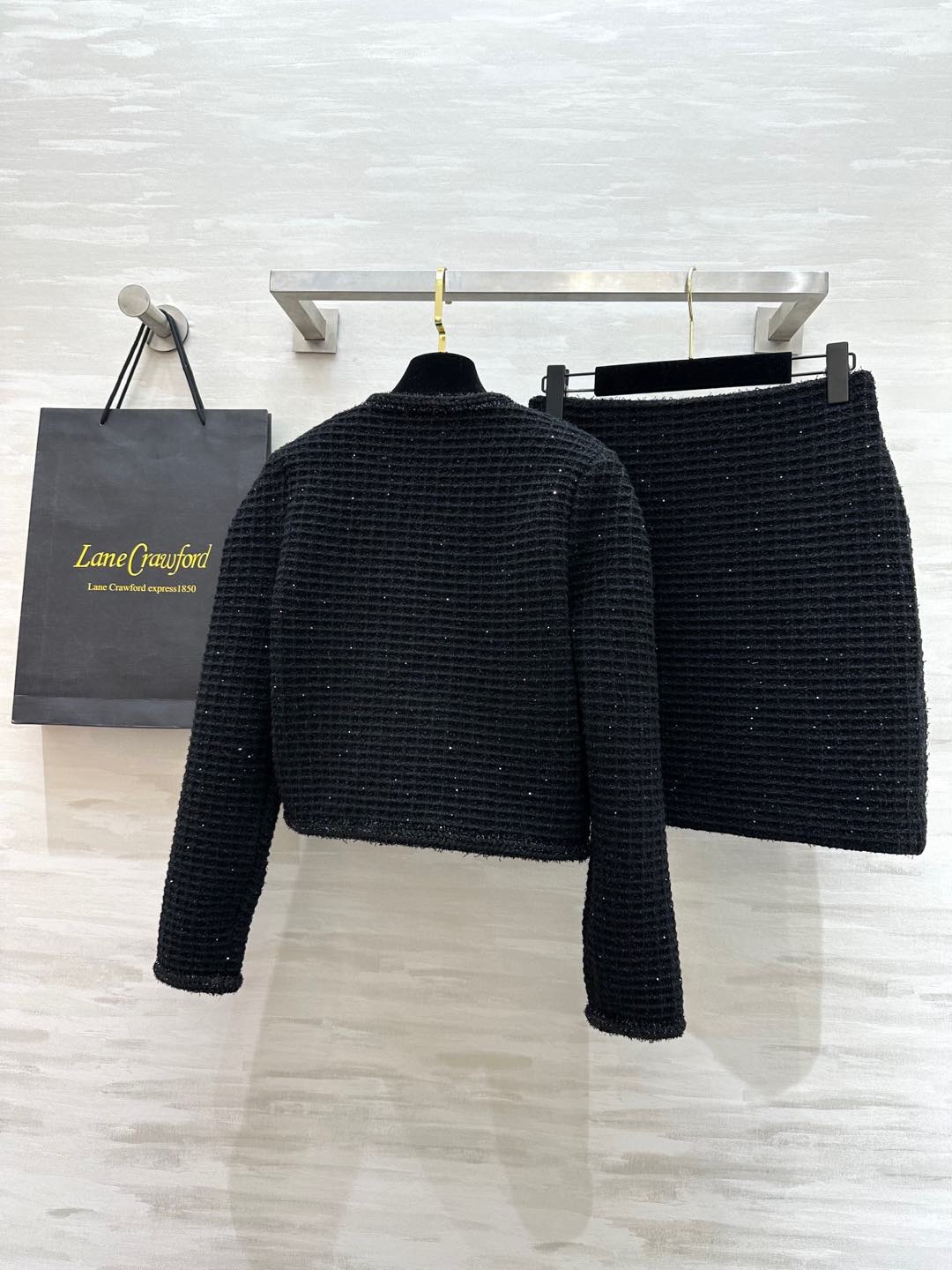 sel-fportrai♡ 重工贵气感针织套装 小香风针织 经典水钻扣点缀 高腰线设计拉长身材线条比例 