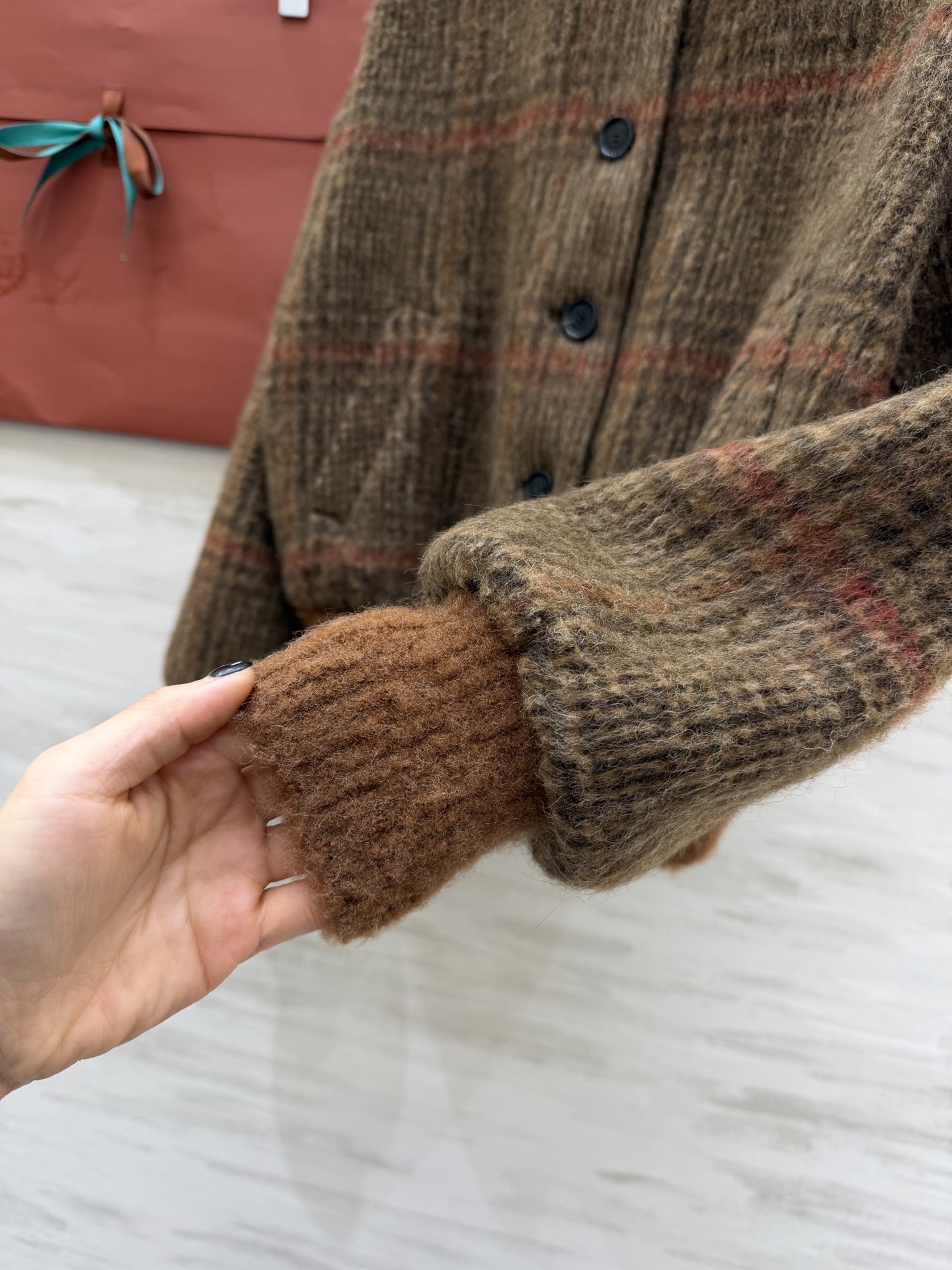 #Loro Pian♡超绝的拉毛感夹克 原版定制 内里真丝 高品质 现货首发size：36/38/40（