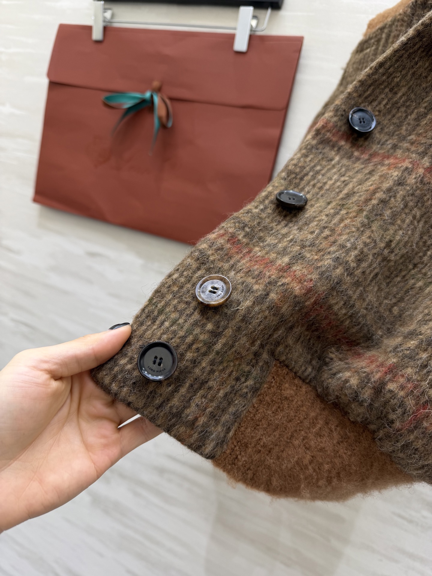 #Loro Pian♡超绝的拉毛感夹克 原版定制 内里真丝 高品质 现货首发size：36/38/40（