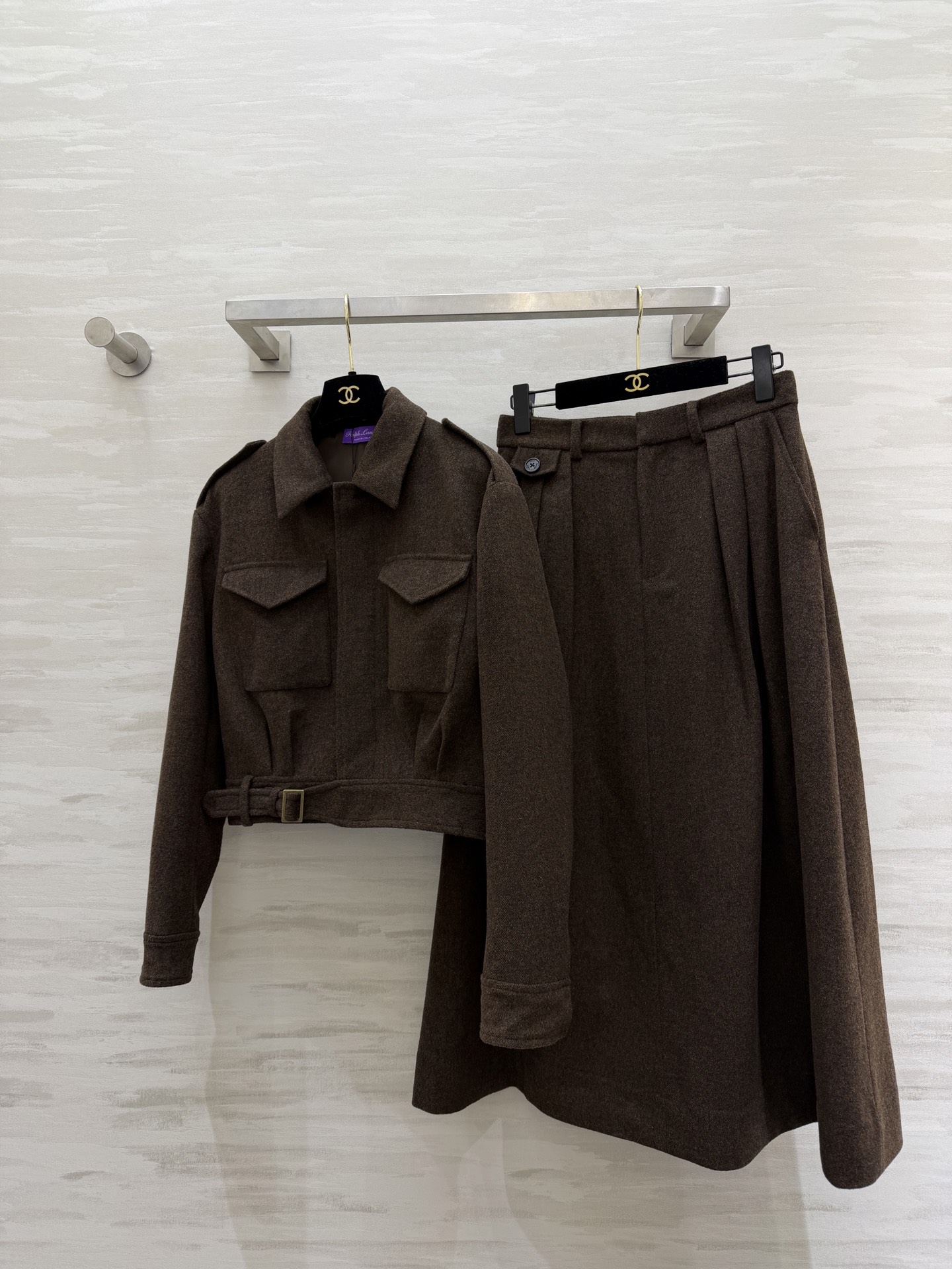 #RalphLaure♡²⁶紫标系列 栗色系半裙 低饱和的温柔色调 自带温暖滤镜 短款外套搭配同色系外套