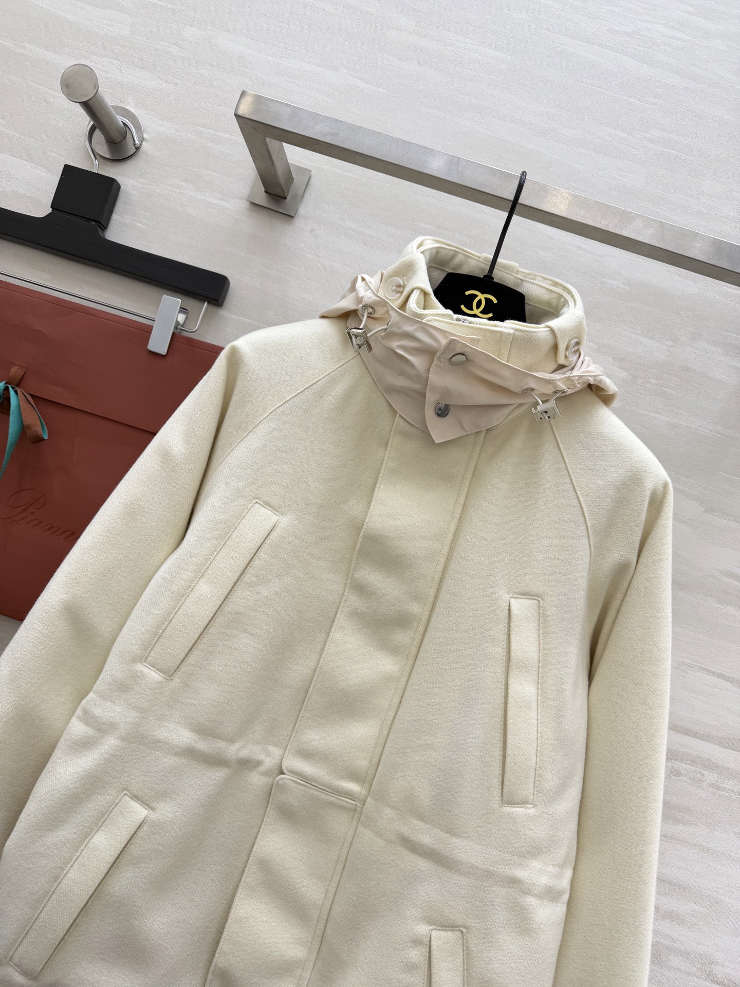 #Loro Pian♡²⁶Icer羊绒混纺夹克外套 低调高级 立领+拉链设计简约实用 兼具功能与时尚感✨