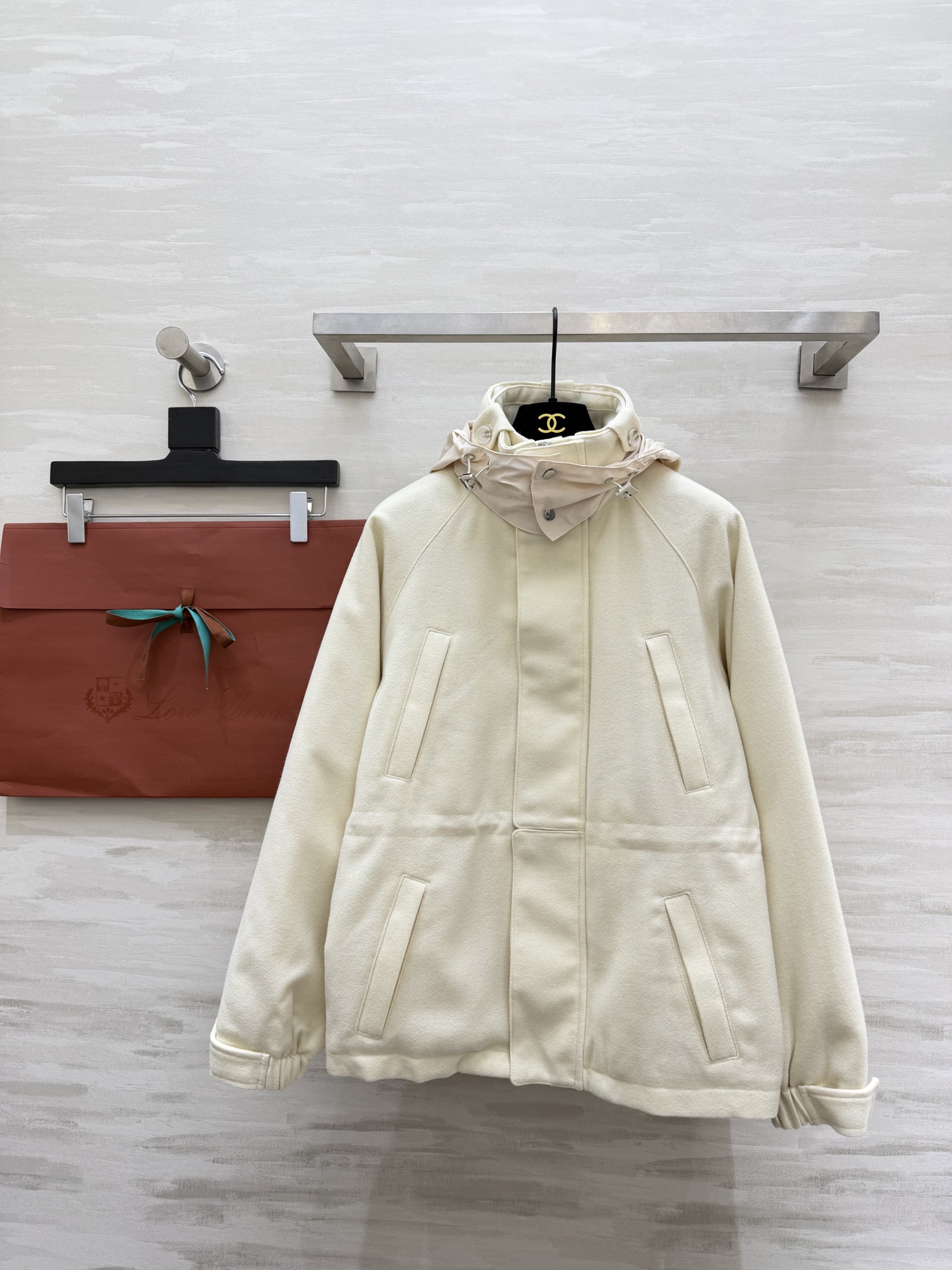 #Loro Pian♡²⁶Icer羊绒混纺夹克外套 低调高级 立领+拉链设计简约实用 兼具功能与时尚感✨