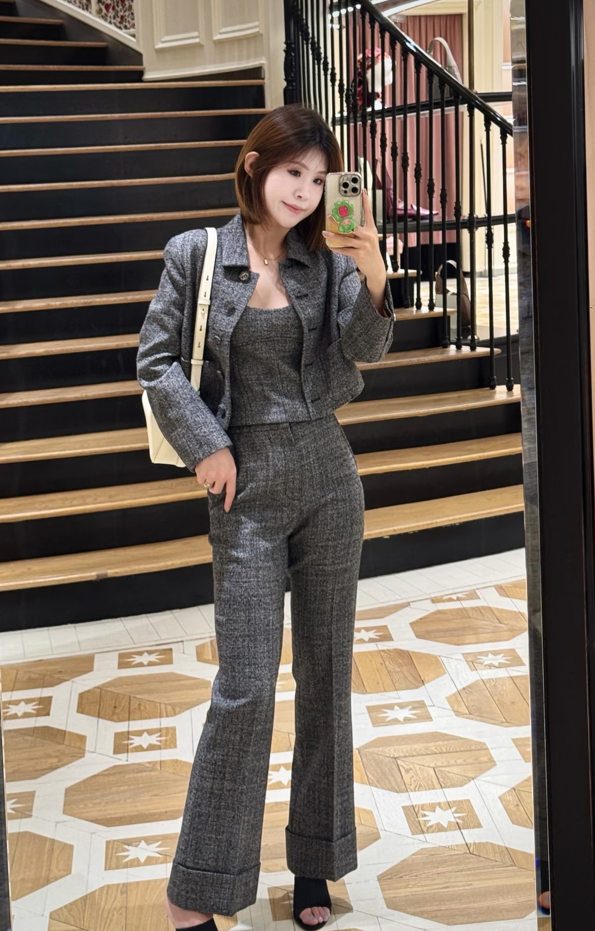 NO:714269,,Gucci-clothing,gucci,19860909,古驰-服装,gucci,,Women's clothing