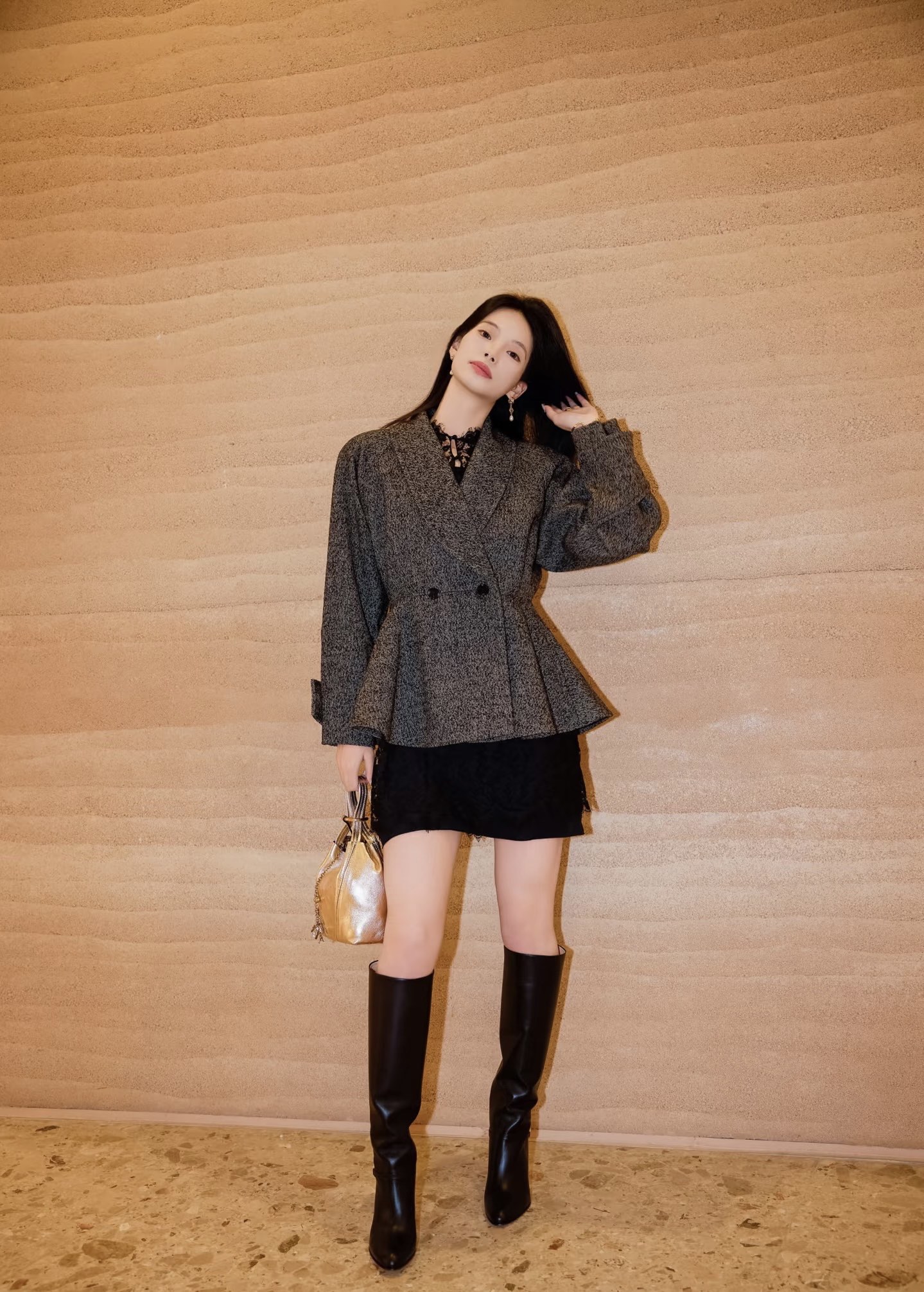 NO:714279,,women's clothing,19860909,女装,,Women's clothing