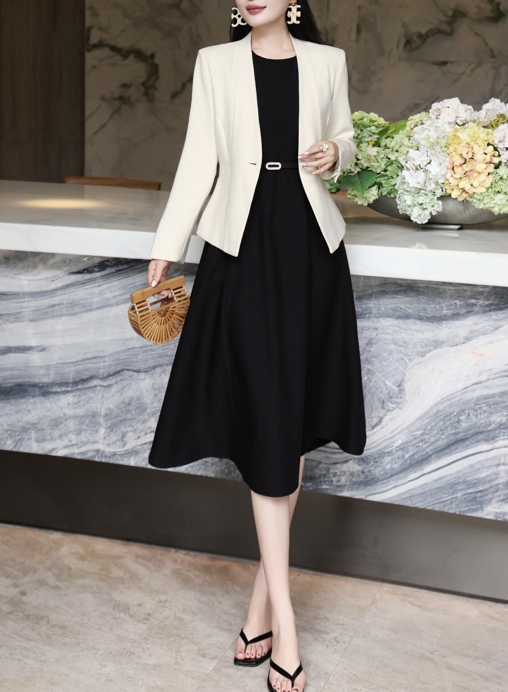 NO:732490,,,19860909,,,Women's clothing