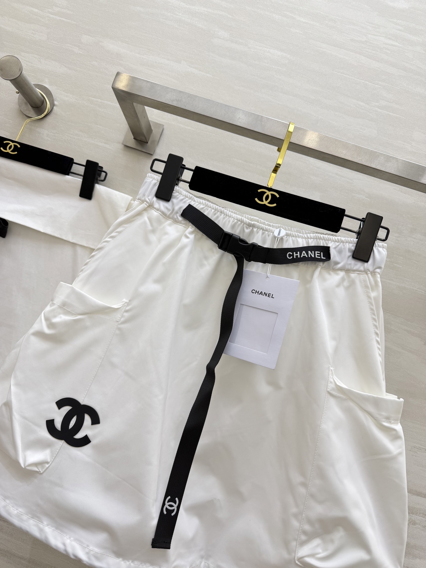 #Chane♡中古系列 双口袋小半裙 裙身下摆可抽绳设计 弹力收腰显瘦 高品质 现货首发size：36/