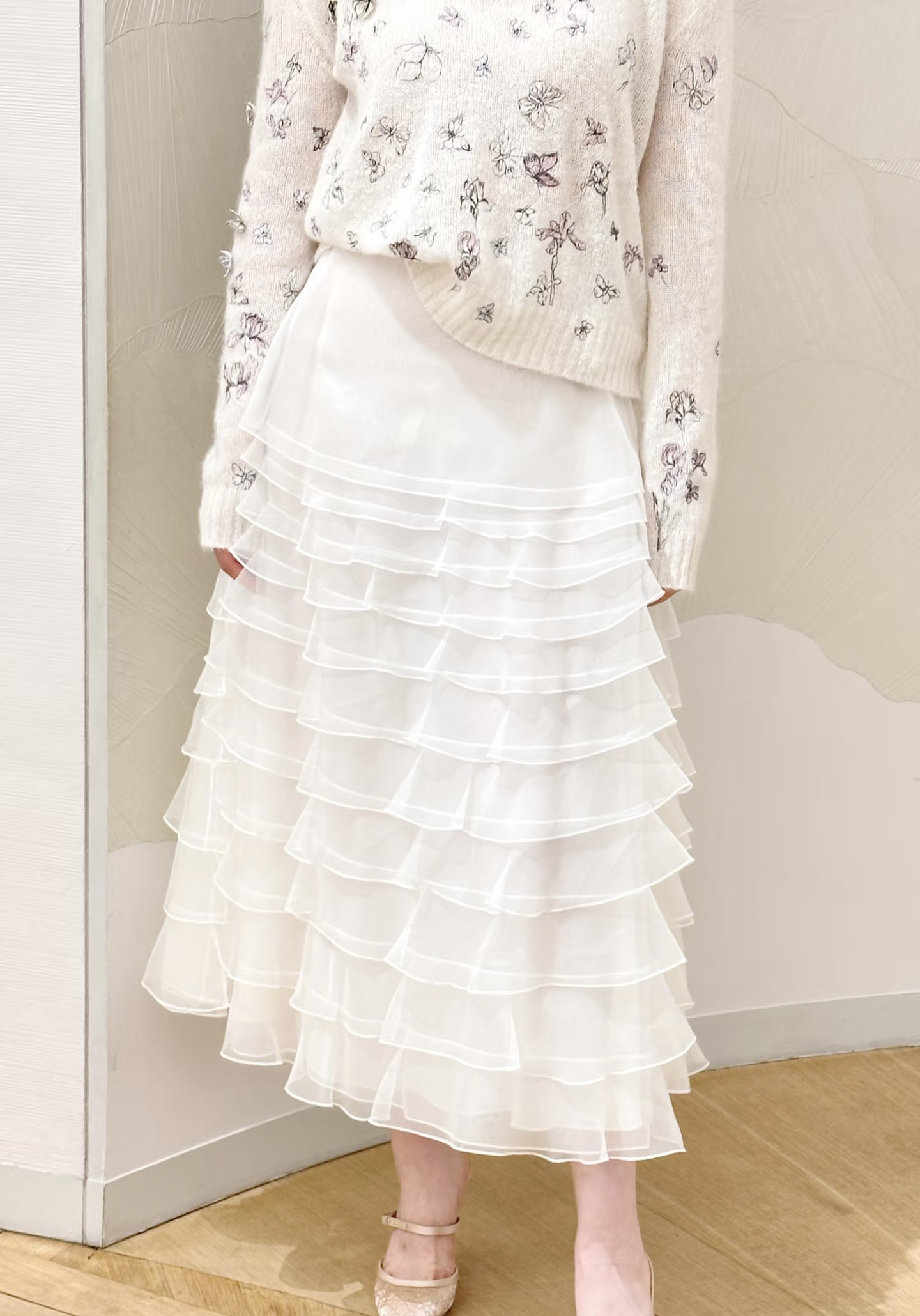 NO:733892,,,19860909,,,Women's clothing