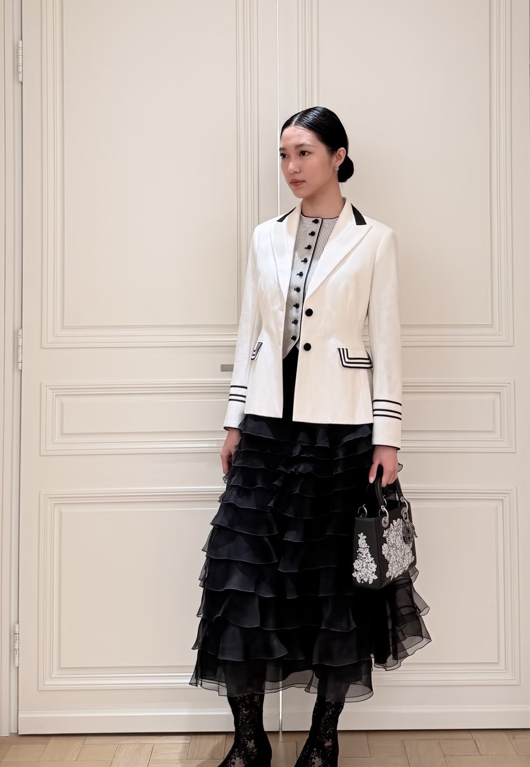 NO:733901,,,19860909,,,Women's clothing