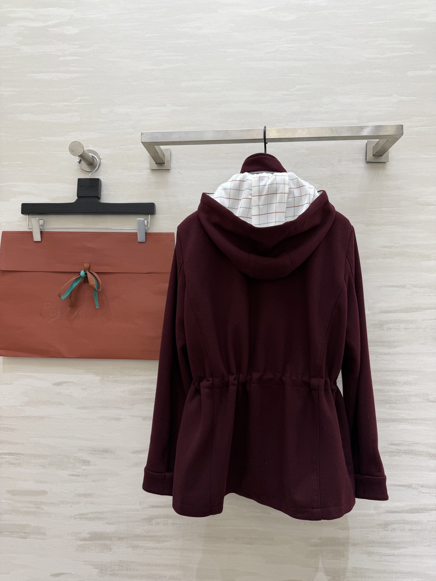 #Loro Pian♡²⁶早春新款 连帽抽绳收腰外套 高品质定制 现货首发size：S/M/L（s码胸围