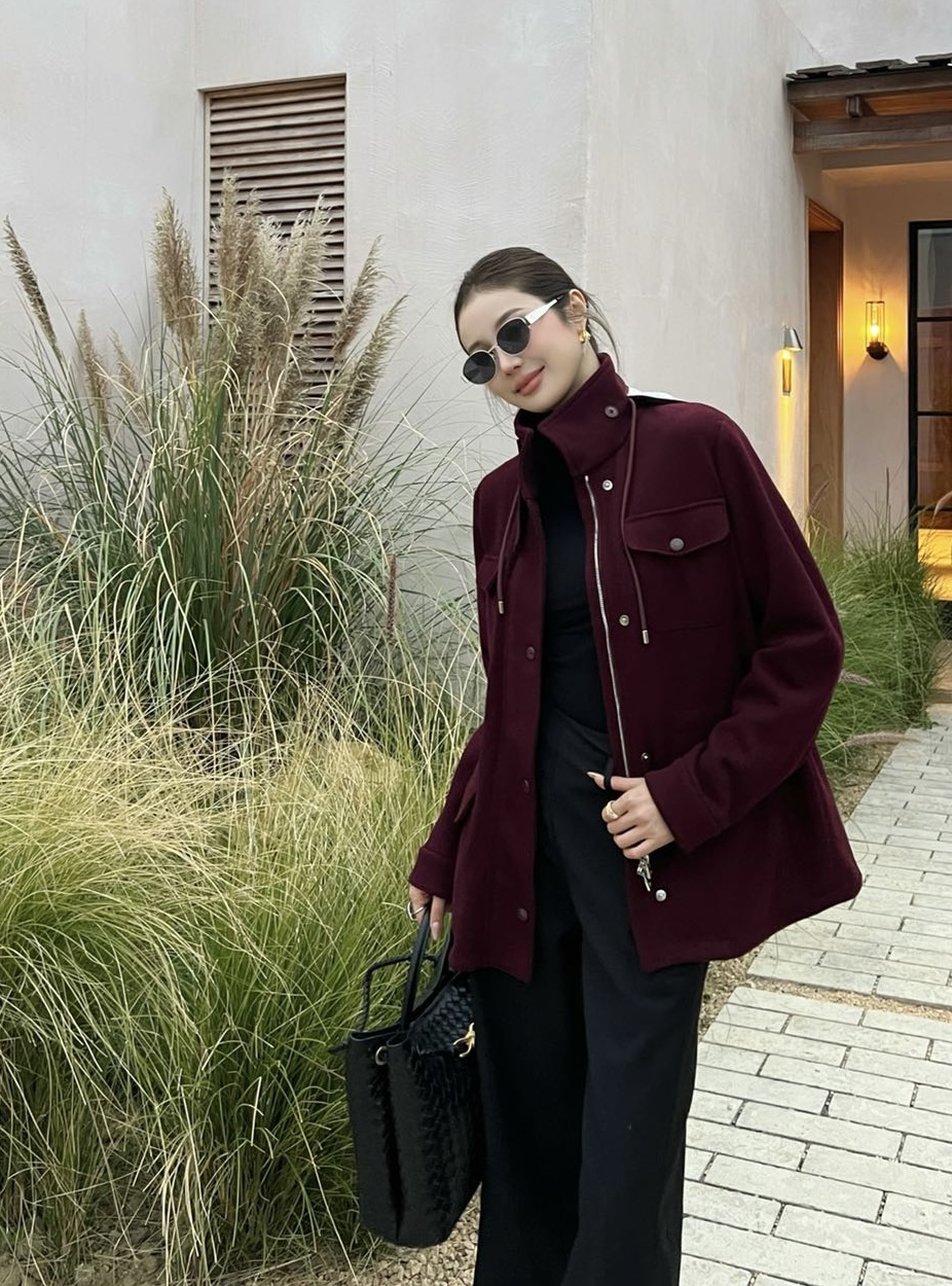 NO:733894,,,19860909,,,Women's clothing