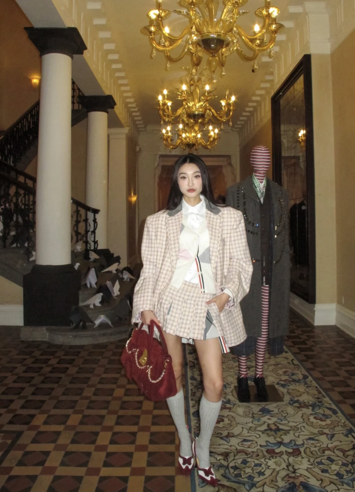 NO:733924,,,19860909,,,Women's clothing