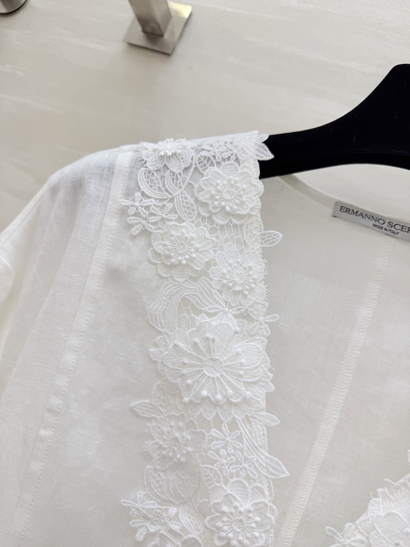 #ERMANNO SCERVINO²⁶春夏新款 亚麻水溶蕾丝衬衣 采用100%亚麻 透气舒适 超适合春夏