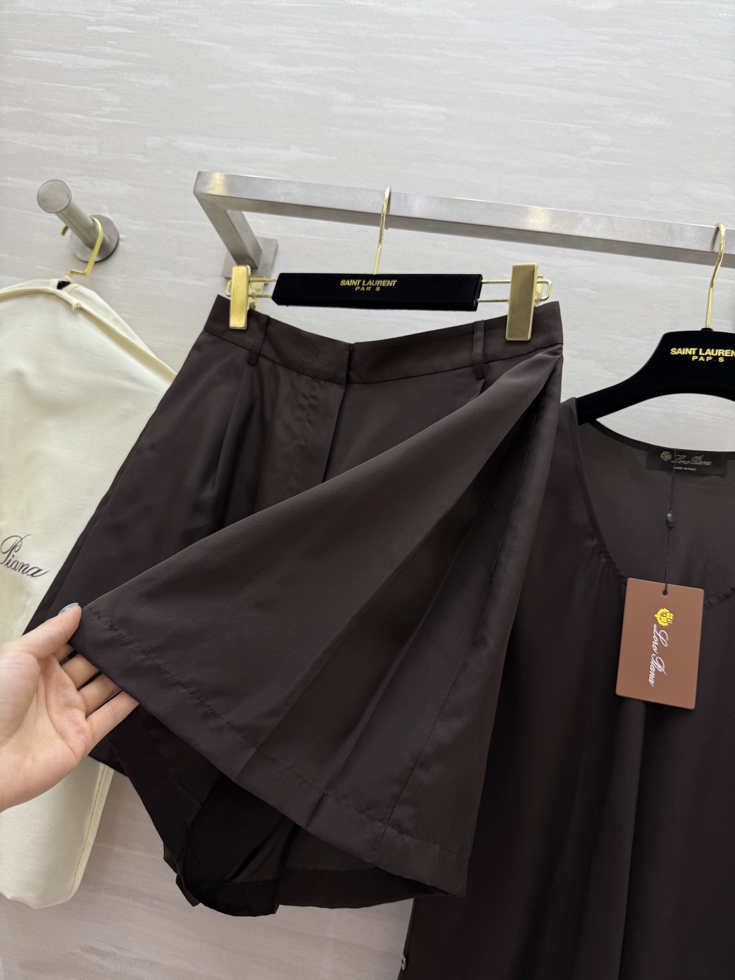 #LoroPian♡²⁶春夏新款 重磅真丝套装 高品质定制 现货首发size：S/M/L（M码胸围：92