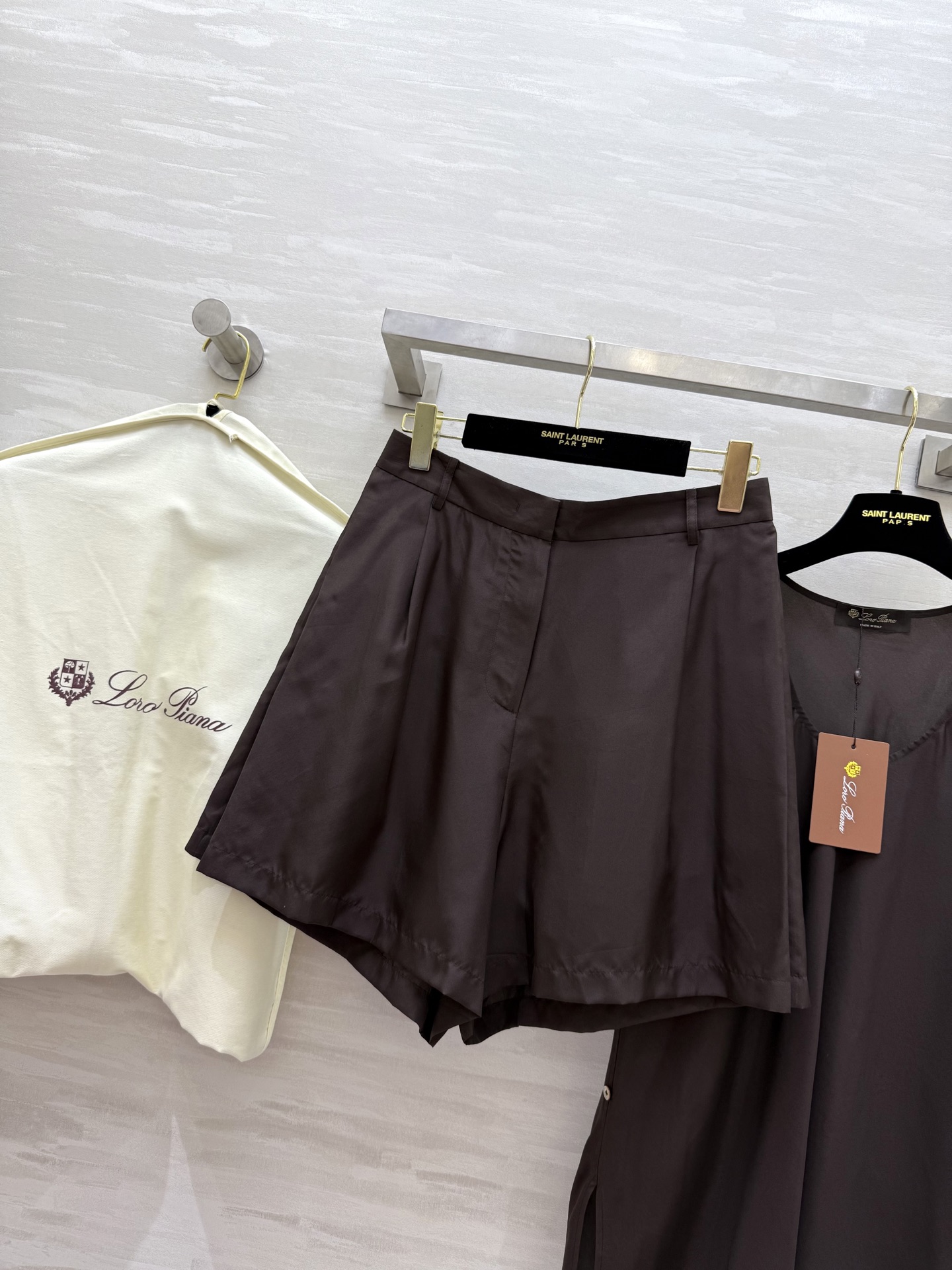 #LoroPian♡²⁶春夏新款 重磅真丝套装 高品质定制 现货首发size：S/M/L（M码胸围：92