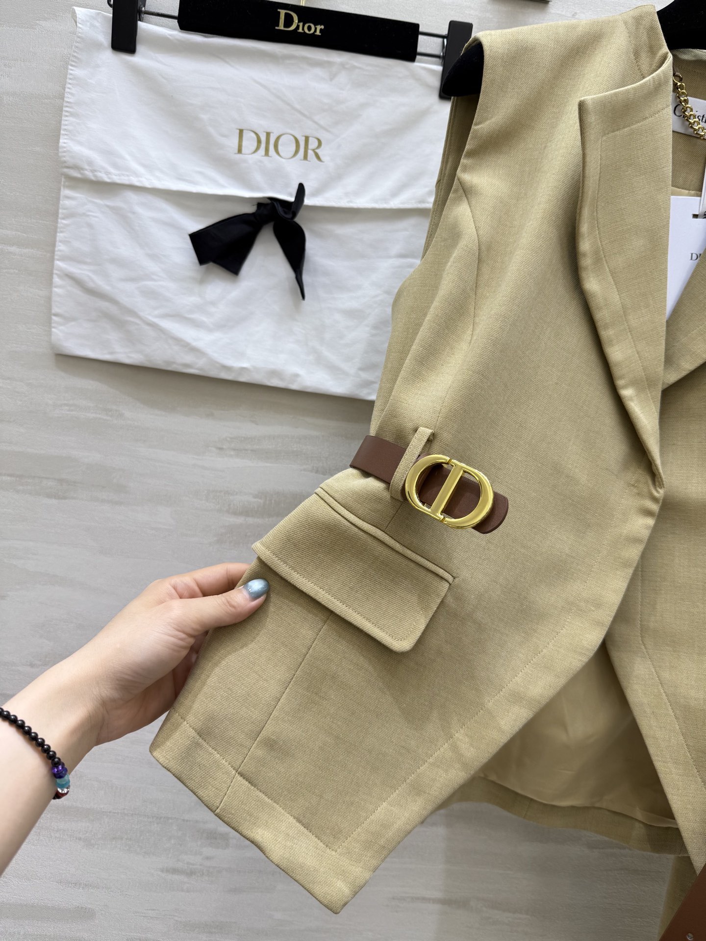 #DIO♡²⁶新款 马甲套装裤 腰部腰带设计完美拉长身材比例 立体剪裁廓形大摆裤超级大气时髦 高品质定制