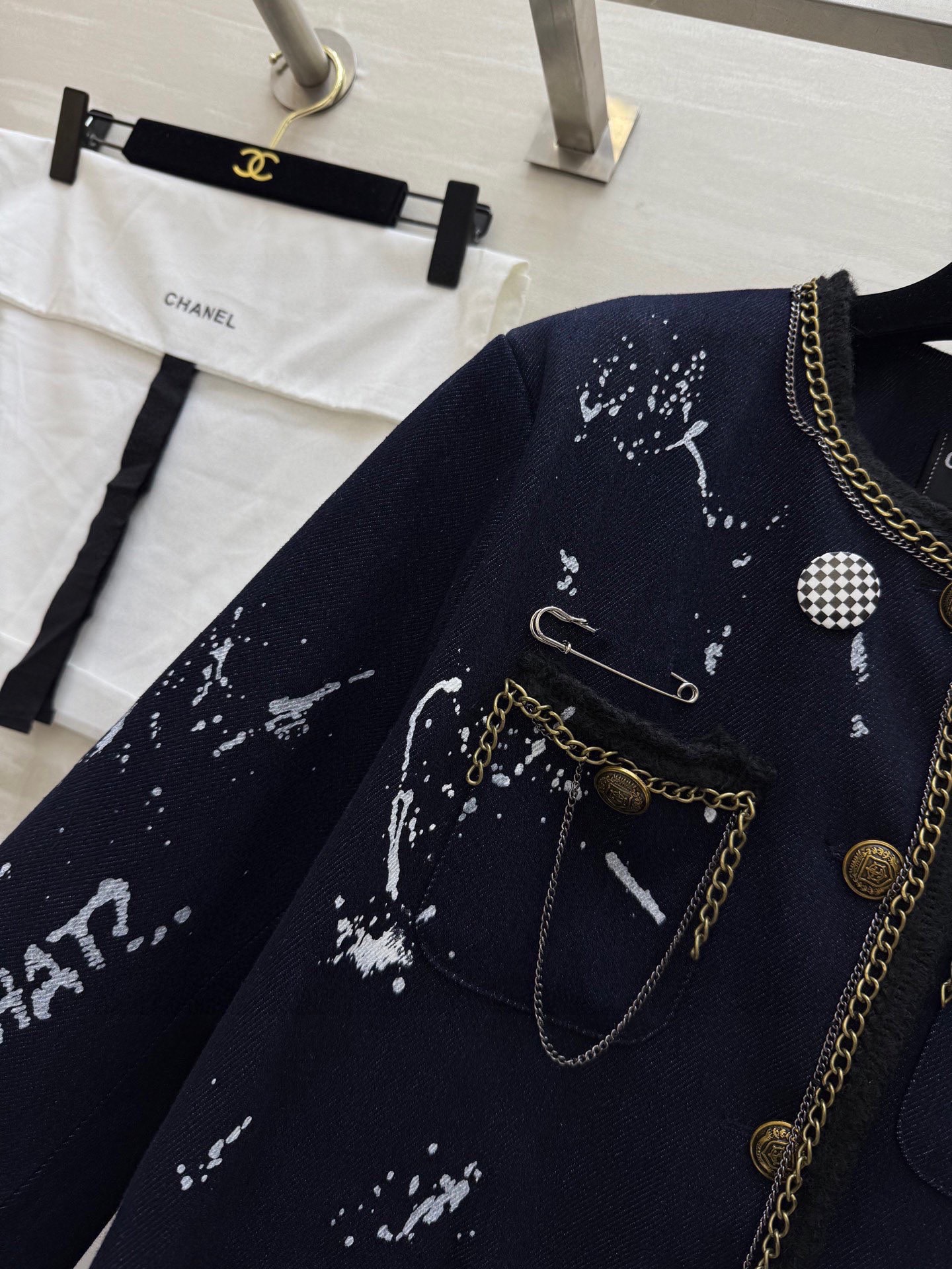 🖲️ 𝑱𝒆𝒏𝒏𝒊𝒆/CHANE♡🖲️妮妮外套太美了Jennie金智妮同款都在穿的手绘小香风外套秀场高定手