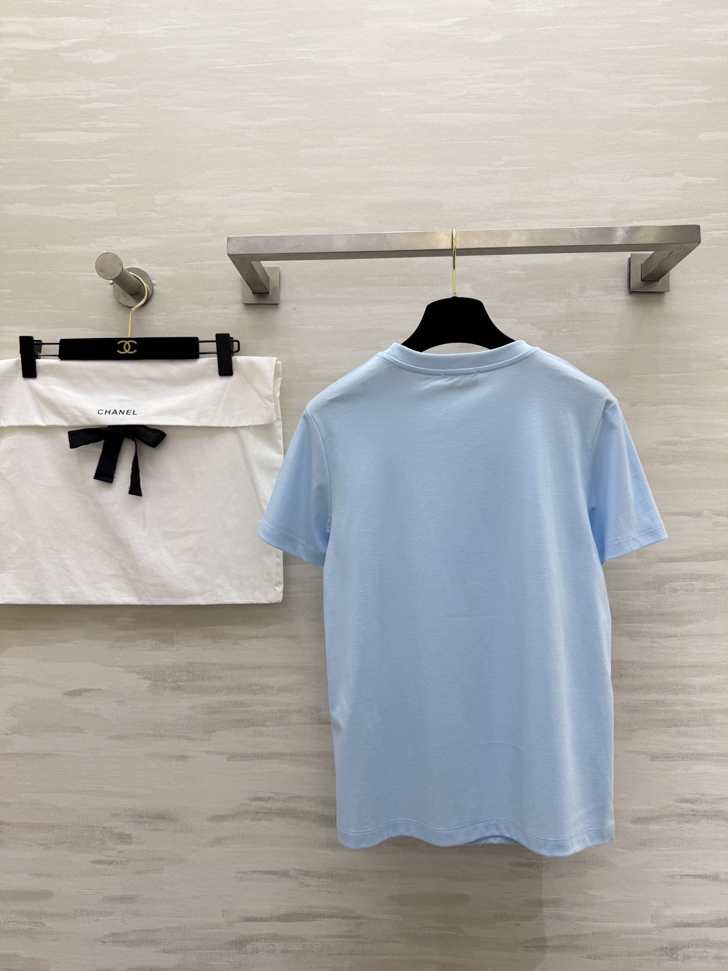 #Chane♡²⁶春夏新款 重工蝴蝶结钉珠短袖T恤 高品质定制 现货首发size：36/38/40（36