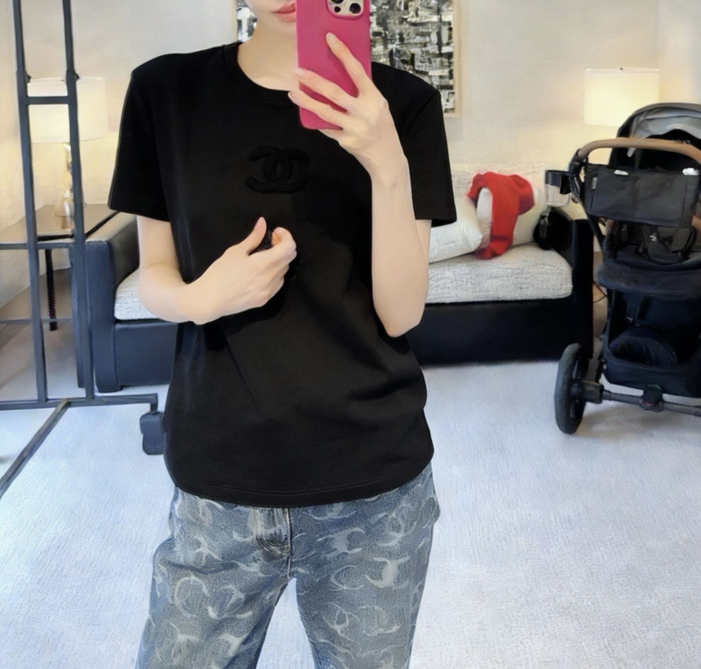 #Chane♡²⁶春夏新款 双C雪花绒刺绣🪡T恤 糯叽叽雪花绒 立体双C 高支棉亲肤舒适 高品质定制 现