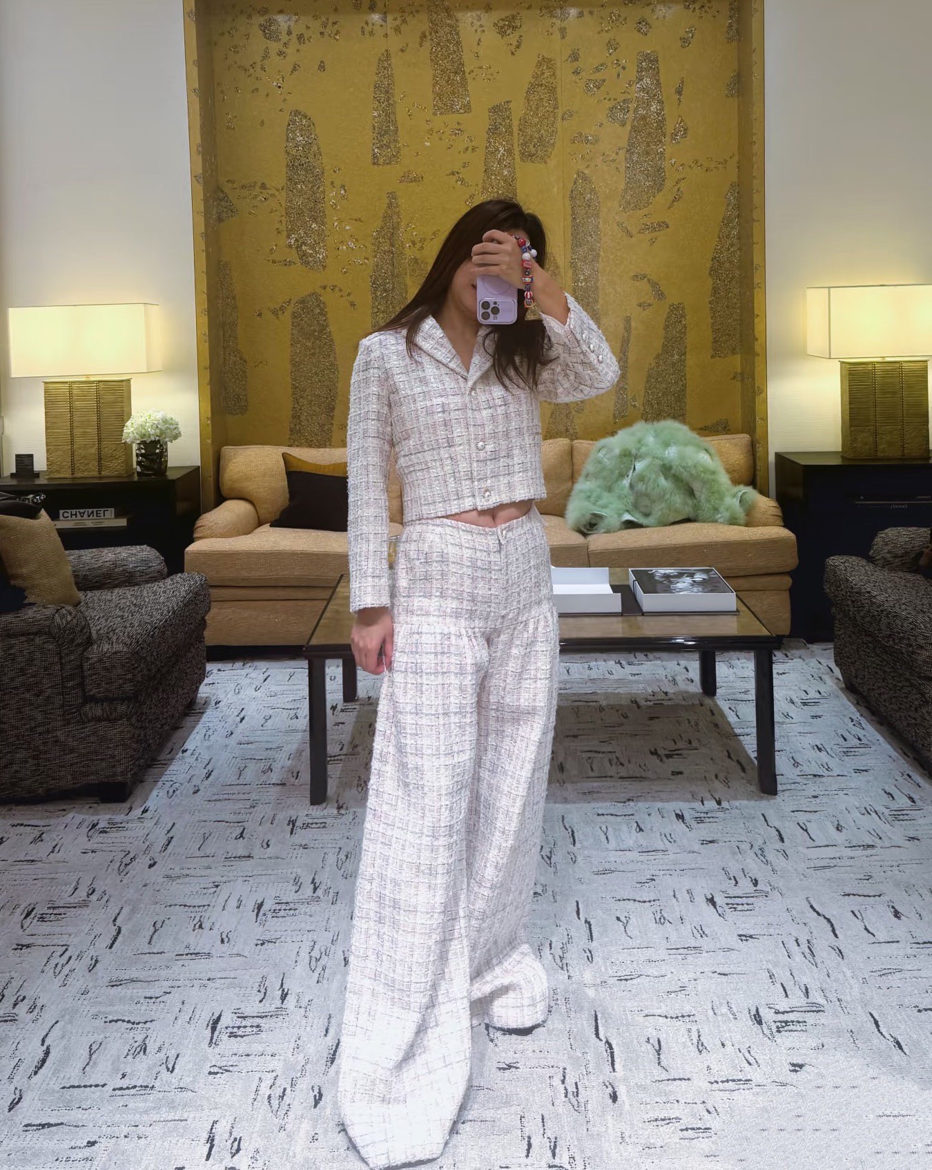 NO:735406,,,19860909,,,Women's clothing