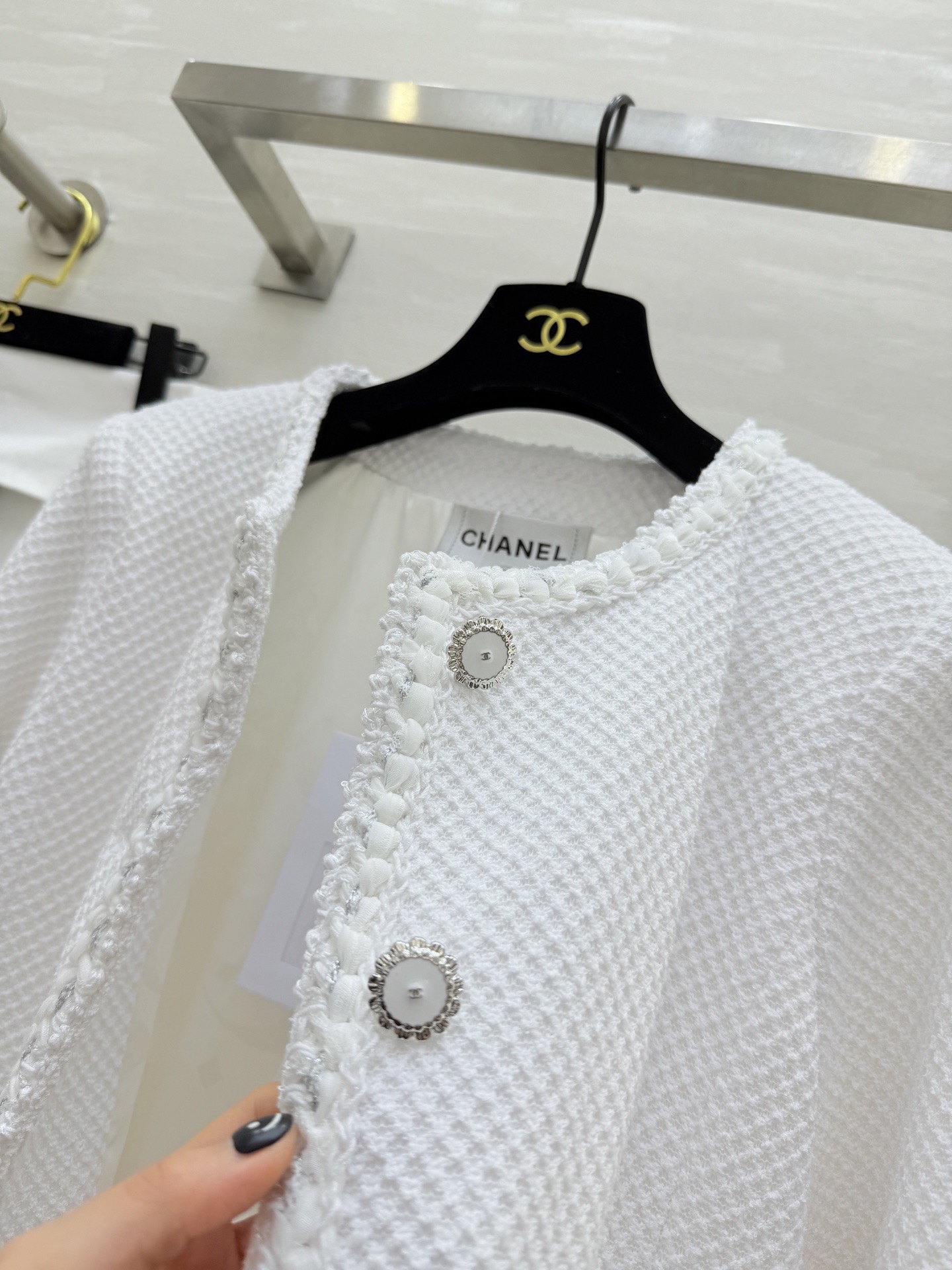 #Chane♡²⁶C粗花呢外套 定制经典粗花呢材质 柔软挺括 精致镶边 优雅复古气质满分 高品质定制 现