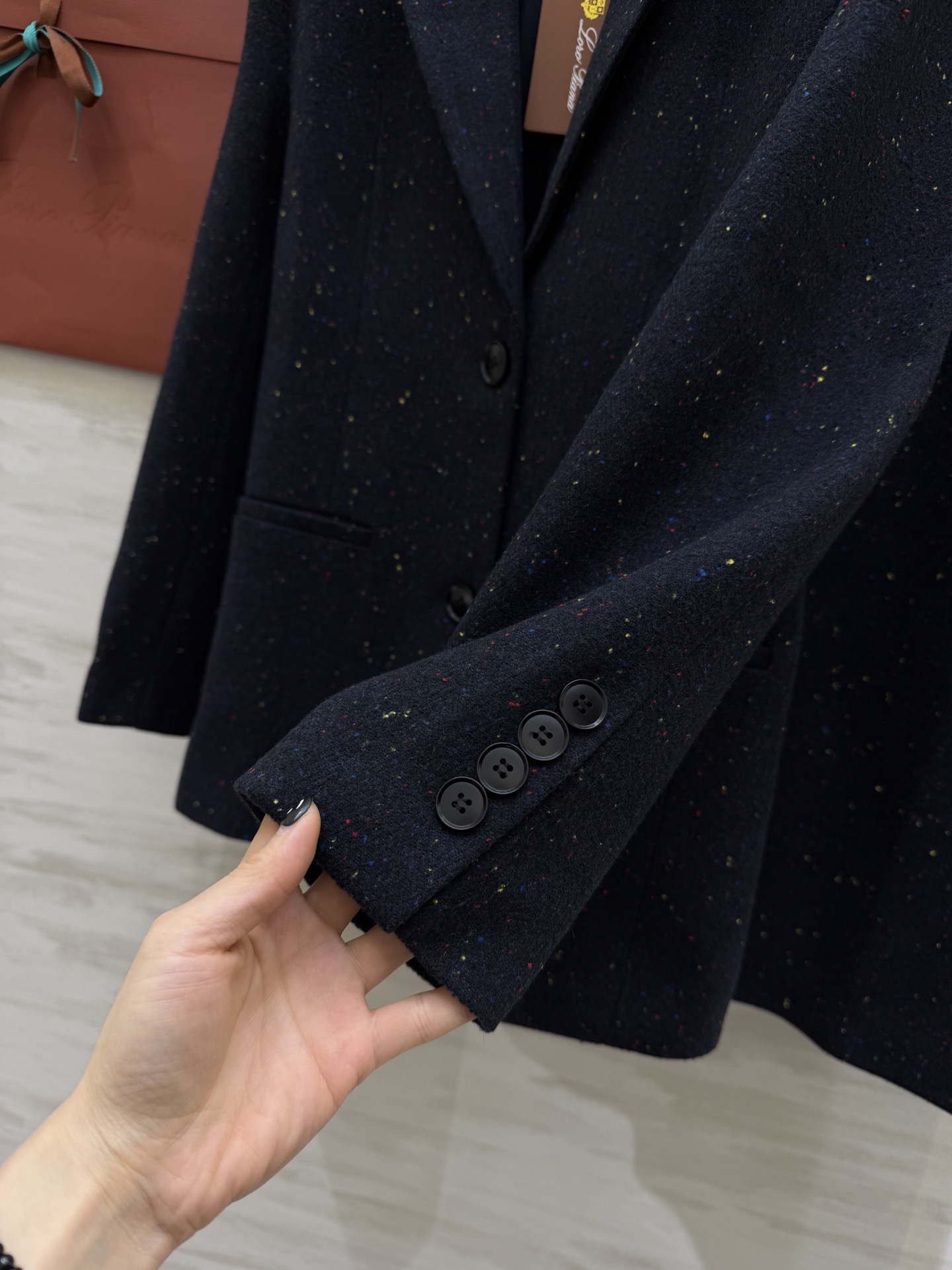 #LoroPian♡²⁶ 彩点羊毛混纺西装套装 复古色调 丰盈质调 彩点面料肌理 经典英式面料中多了一分