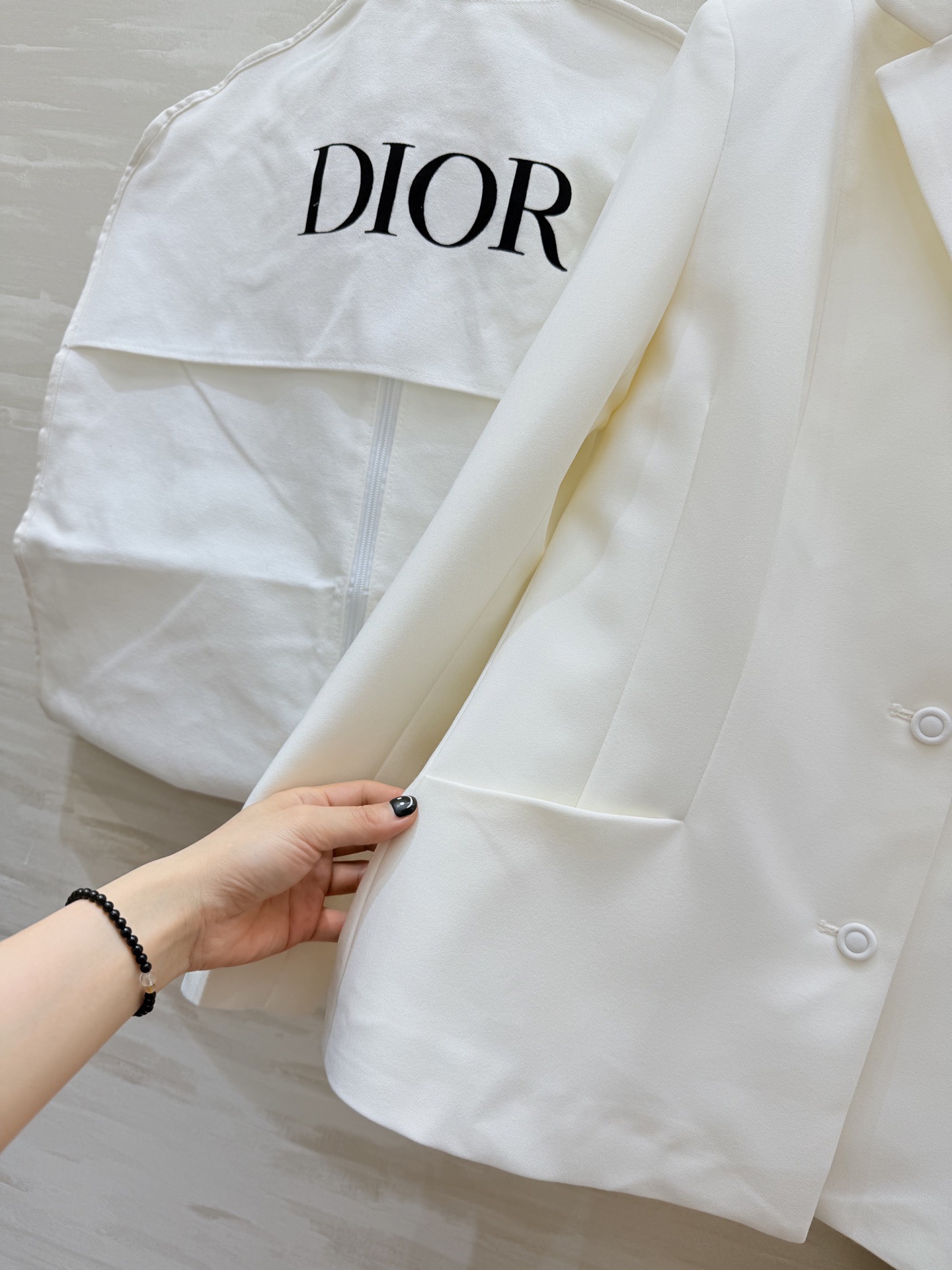 #DIO♡²⁶新款 西装套装​​ 修身西装外套+高腰长裙 优雅高级 外套枪驳领 三粒扣设计 剪裁利落 凸