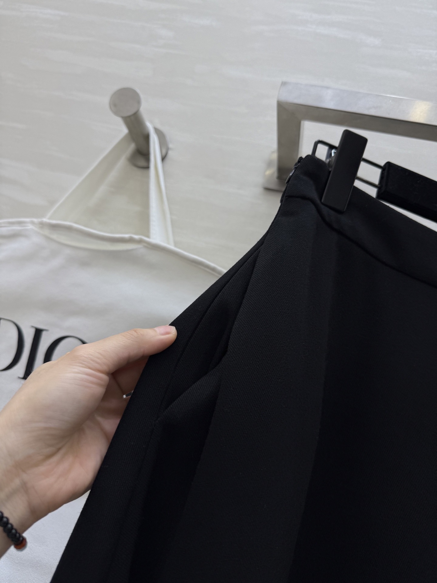 #DIO♡²⁶新款 西装套装​​ 修身西装外套+高腰长裙 优雅高级 外套枪驳领 三粒扣设计 剪裁利落 凸