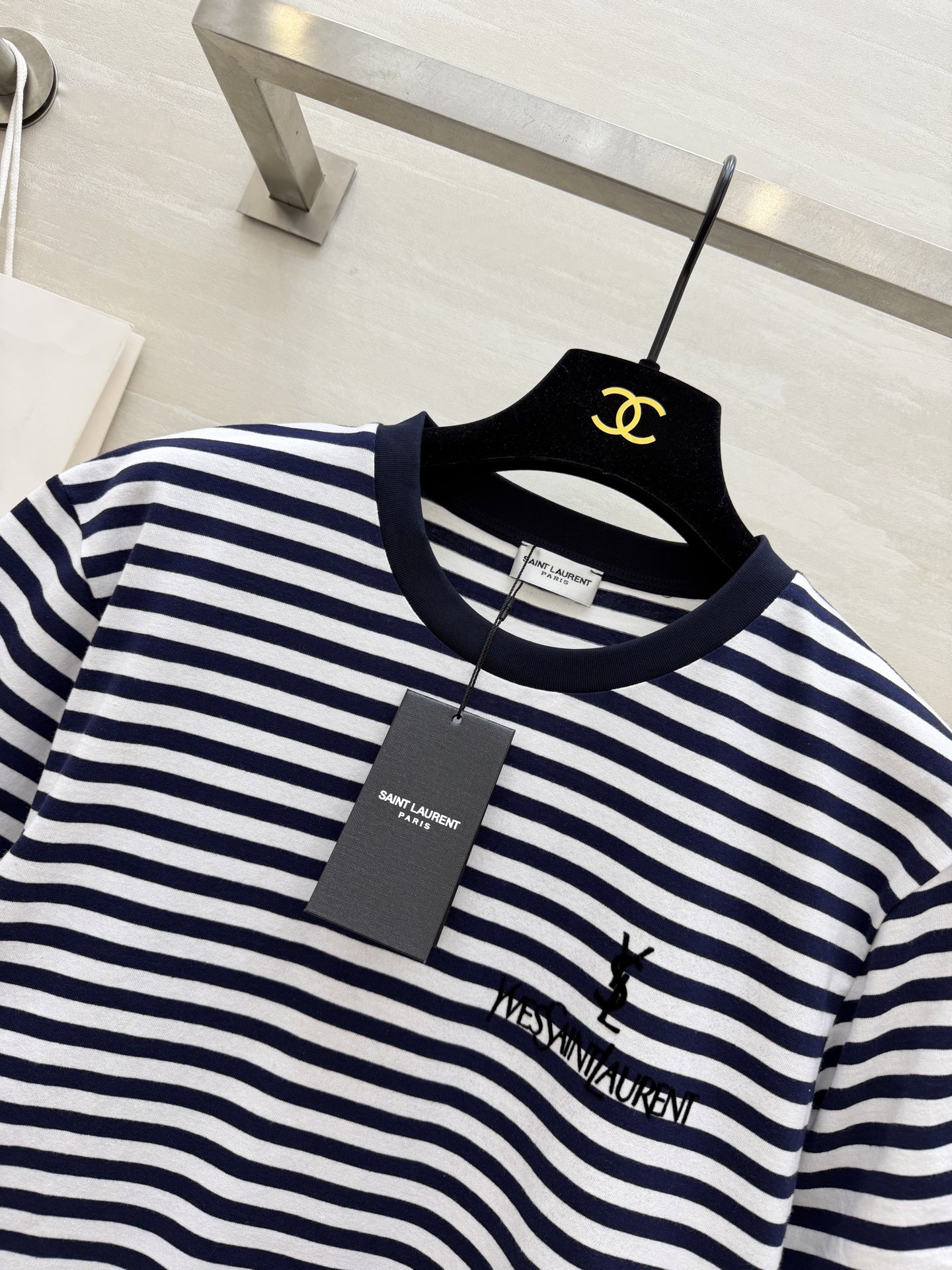 #ysl²⁶春夏新款 经典蓝白条纹短袖T恤 YSL刺绣🪡标 永不过时的松弛感 重磅纯棉上身软糯又有型 日