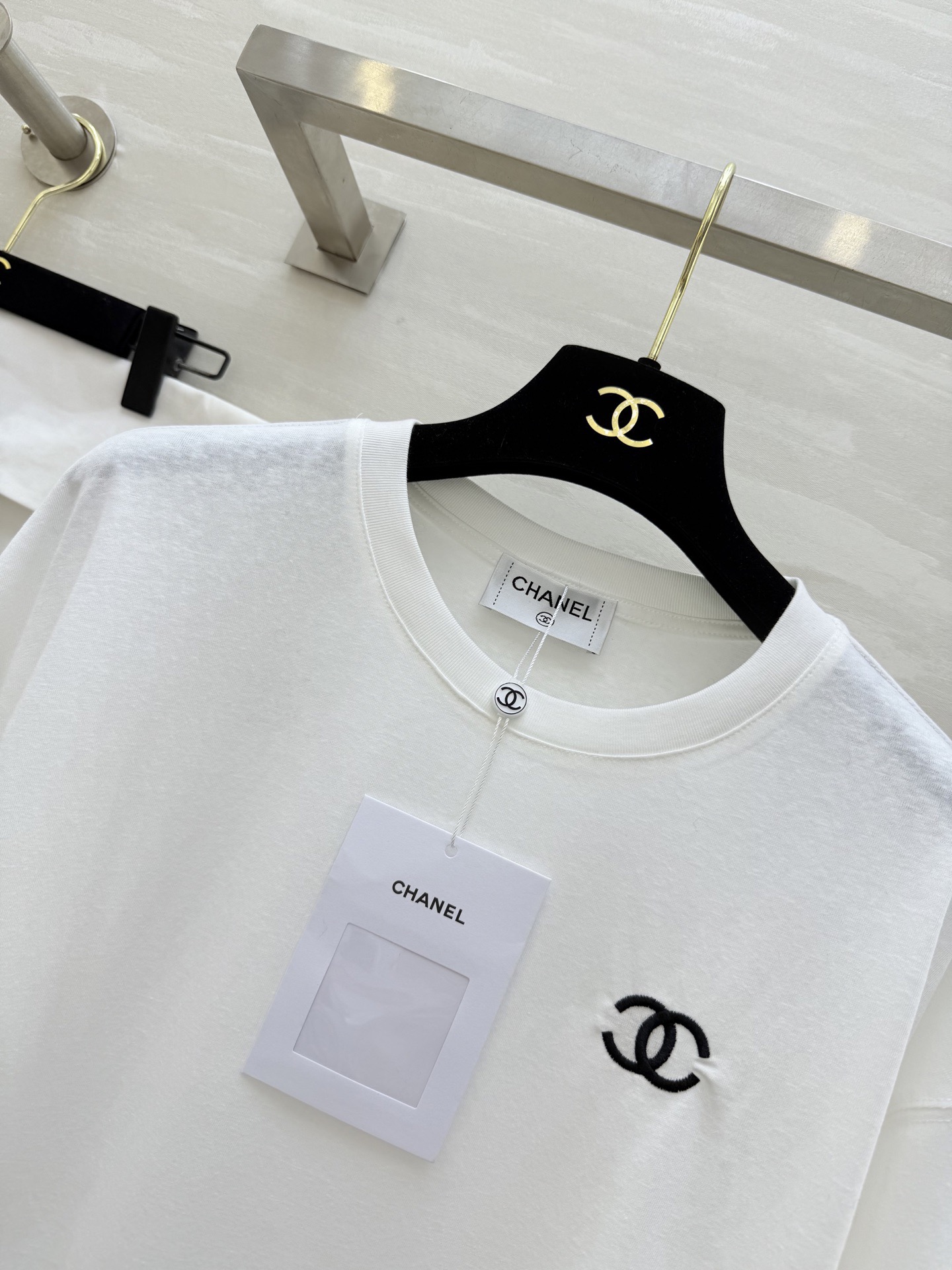 #Chane♡²⁶新款 小香刺绣🪡长袖上衣 高品质定制 现货首发size：S/M/L（M码肩宽：53，胸