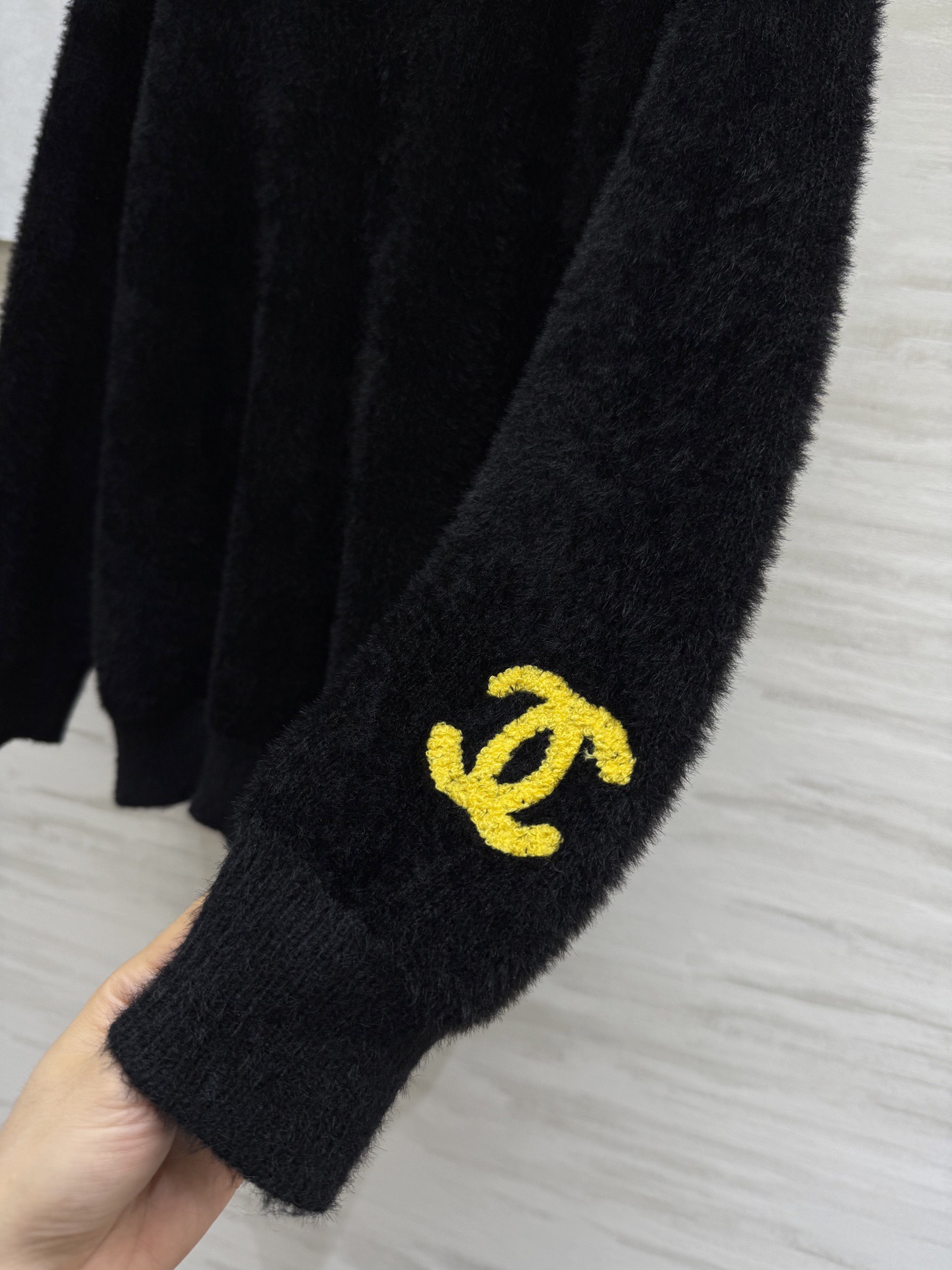 #Chane♡新款 环保水貂绒开衫外套 彩色logo点缀俏皮可爱 高品质定制 现货首发size：36/3