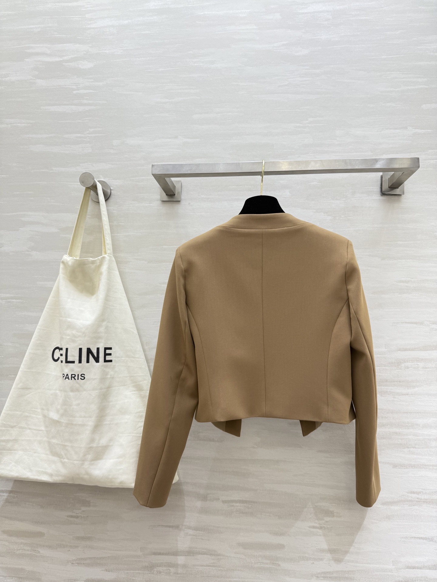#Celin♡²⁶早春新款 双排金扣外套 高品质定制 现货首发size：S/M/L/XL（s码肩宽：38