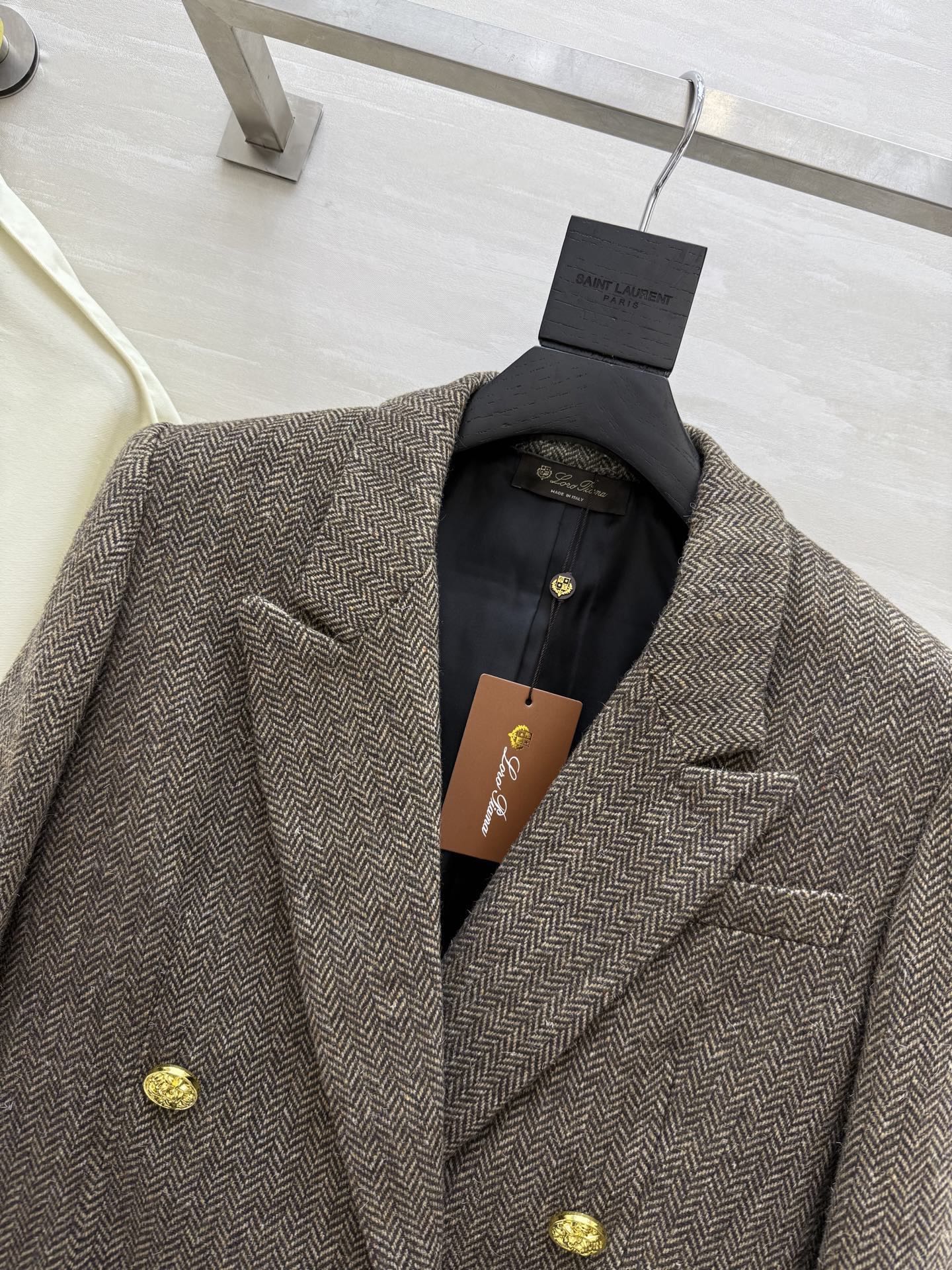 #Loro Pian♡新款 人字纹羊毛西装外套 高品质定制 现货首发size：S/M/L/XL（s码肩宽