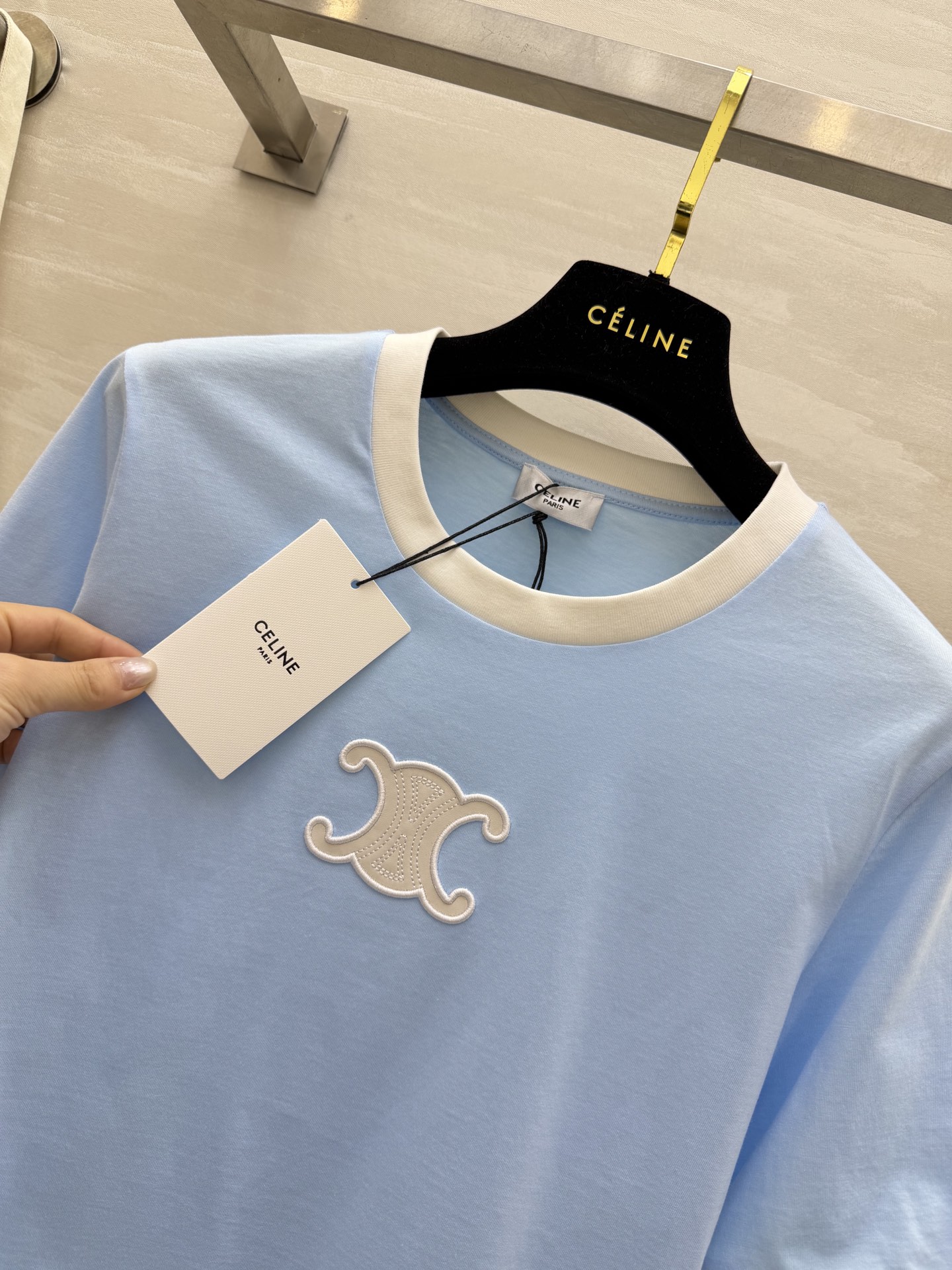 #Celin♡²⁶春夏限定撞色T恤｜把春天穿在身上樱花粉温柔治愈 baby蓝清爽减龄 双色可选适配不同风