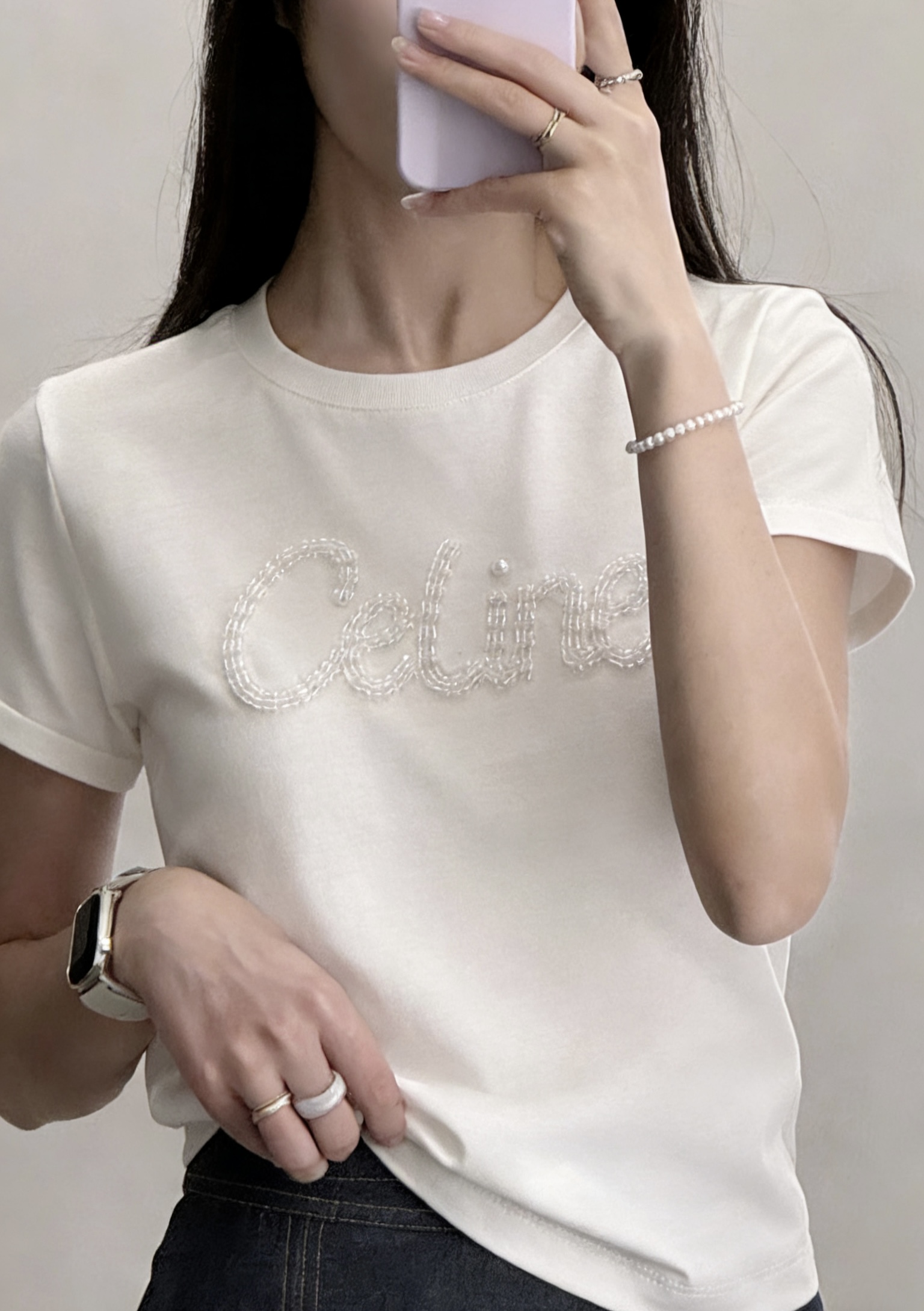 #Celin♡²⁶ss钉珠T恤｜把精致穿在身上 奶白温柔治愈 纯黑酷飒高级 双色可选适配不同风格！立体钉