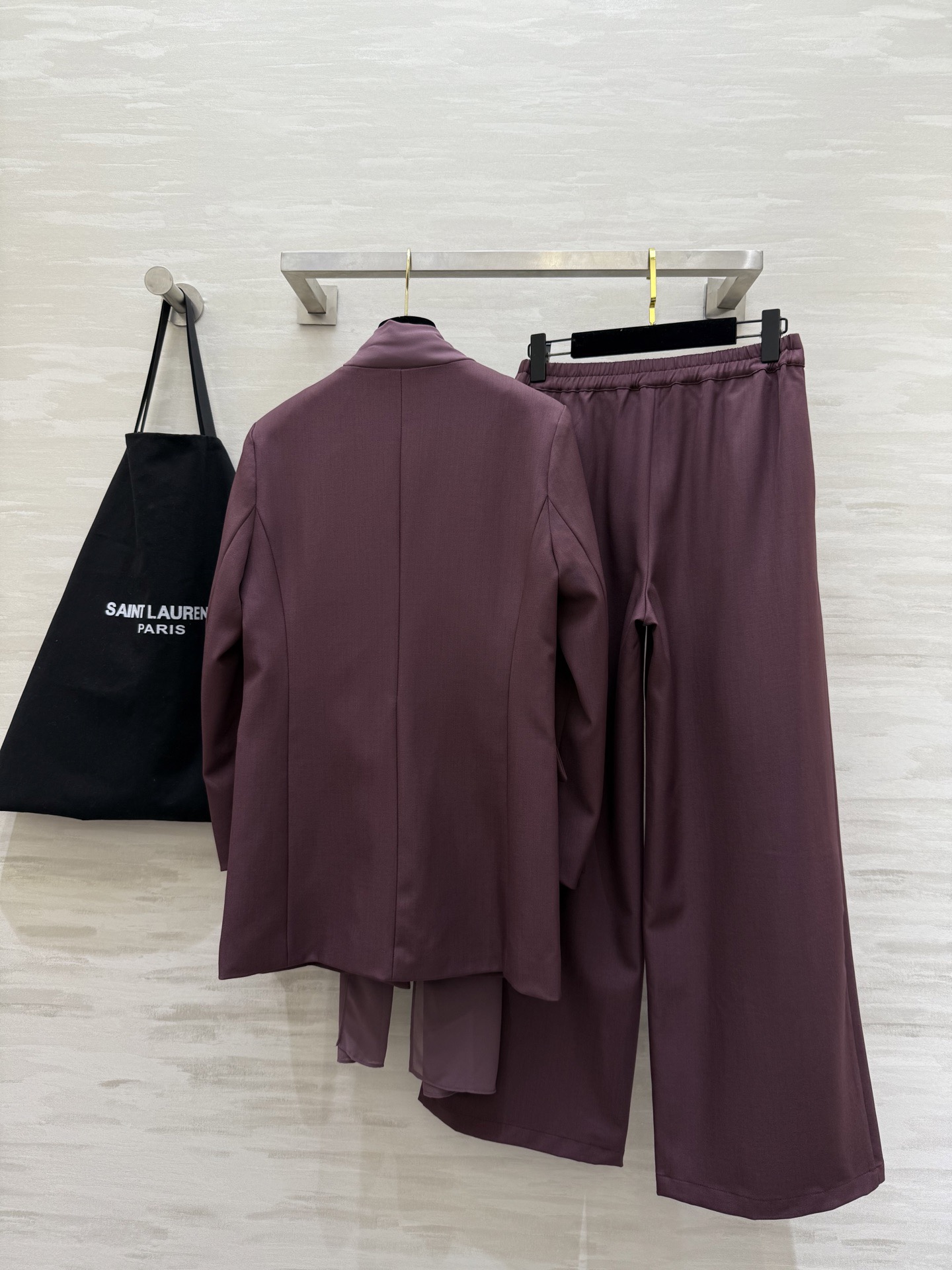 #ysl²⁶新款西装套装 高品质定制 现货首发size：S/M/L/XL（s码肩宽：40，胸围：98，衣