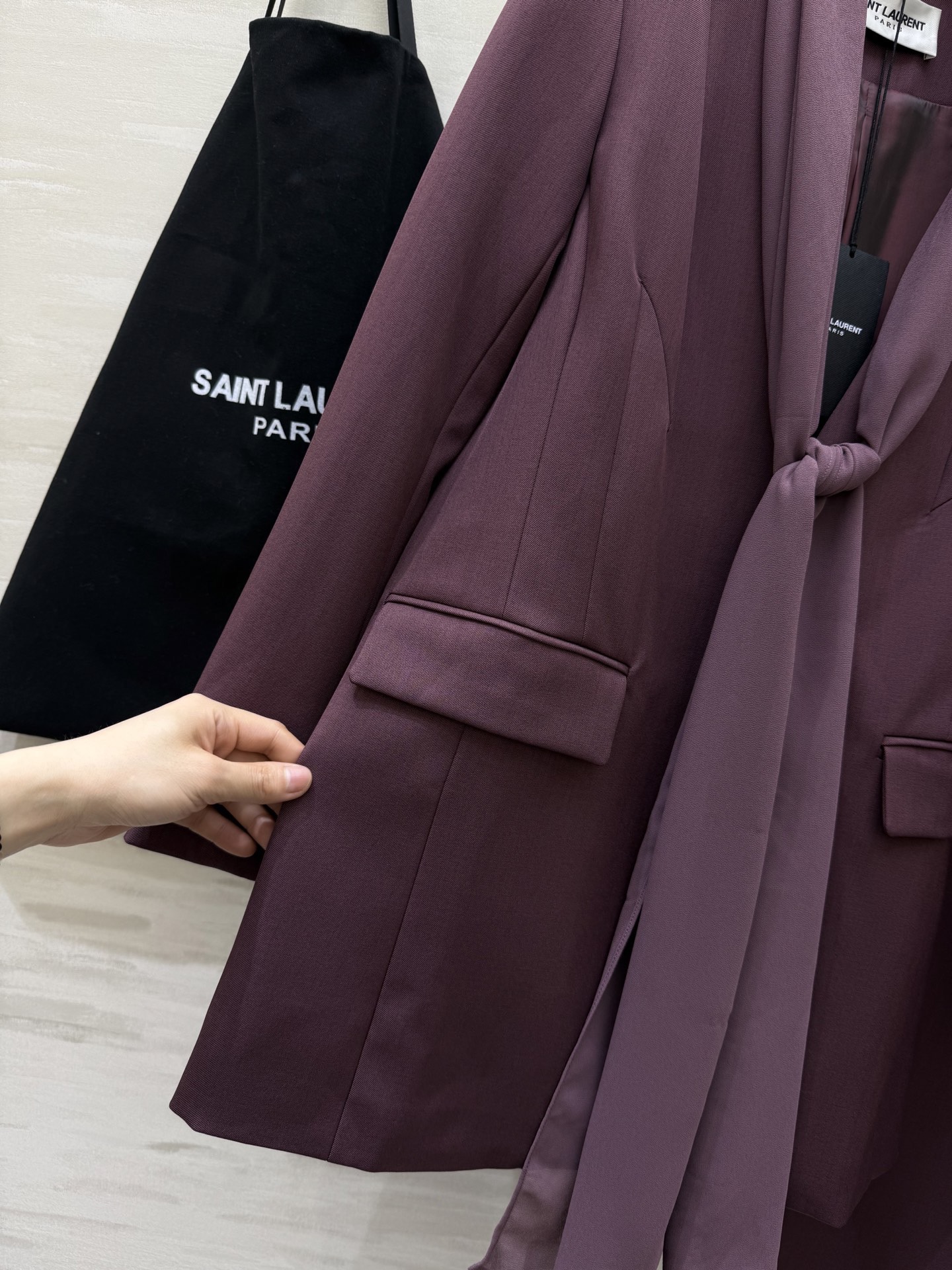 #ysl²⁶新款西装套装 高品质定制 现货首发size：S/M/L/XL（s码肩宽：40，胸围：98，衣