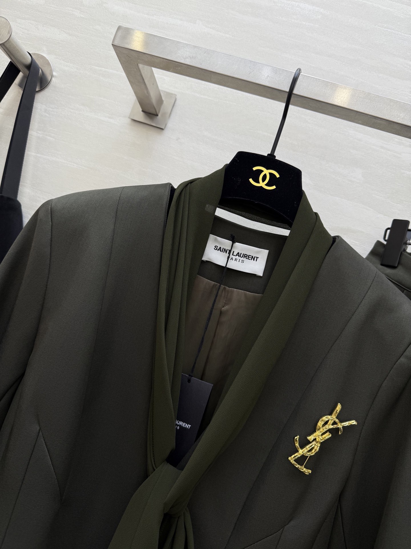 #ysl²⁶新款西装套装 高品质定制 现货首发size：S/M/L/XL（s码肩宽：40，胸围：98，衣