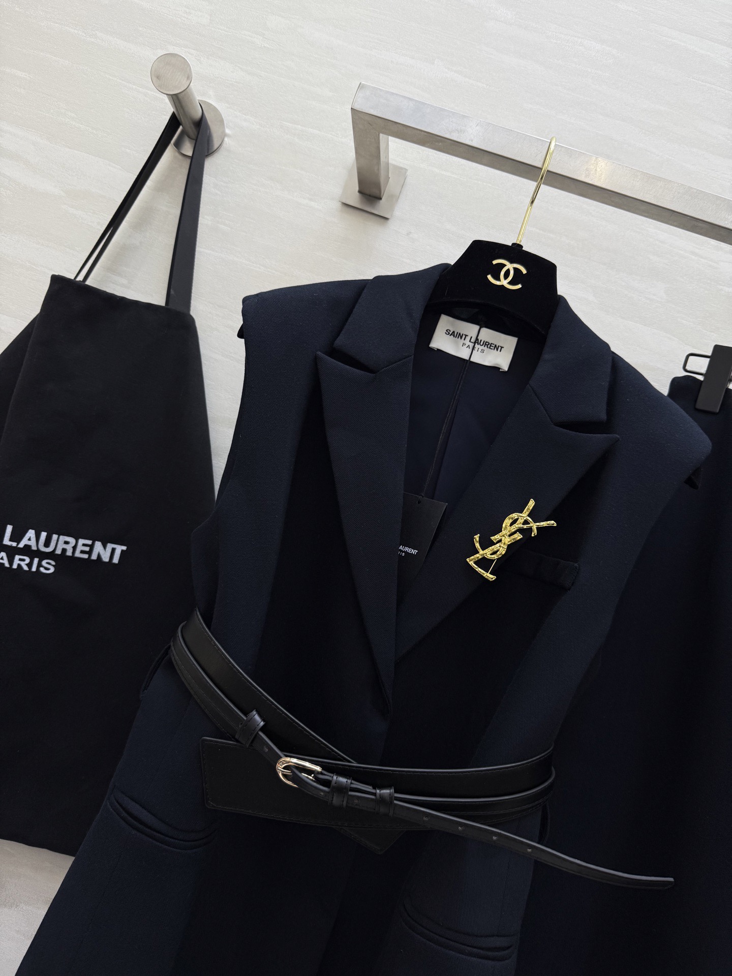 #ysl²⁶新款 马甲式套装裙 配送腰带收腰显瘦 高品质定制 现货首发size：S/M/L/XL（s码胸