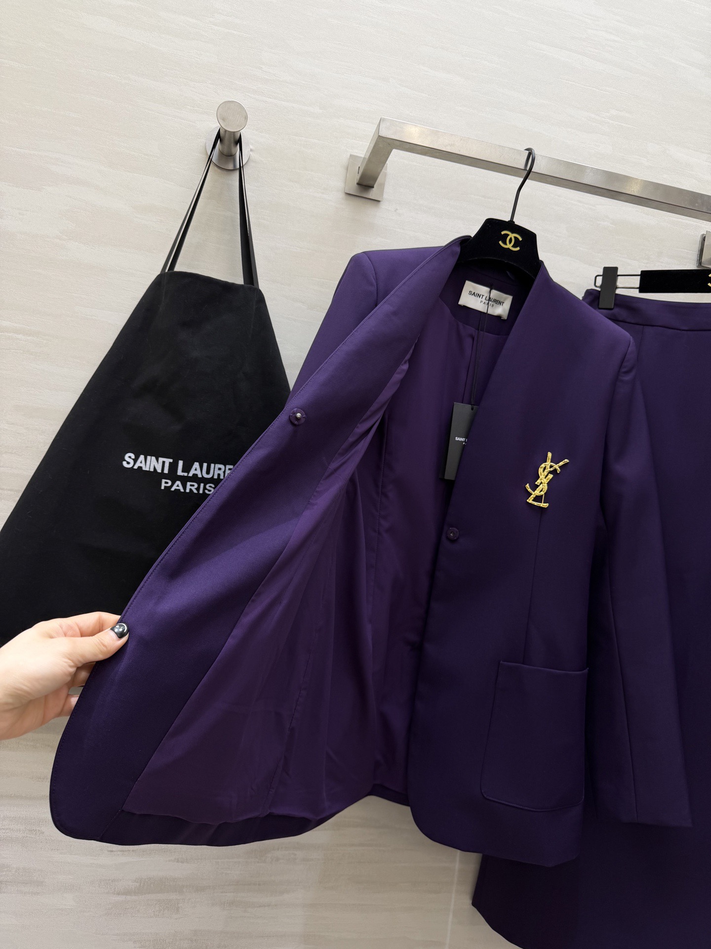 #ysl²⁶新款 精纺羊毛混纺西装套装裙 无领剪裁高级大气 细节超精致 高腰半身裙拉长身材比例 干练优雅