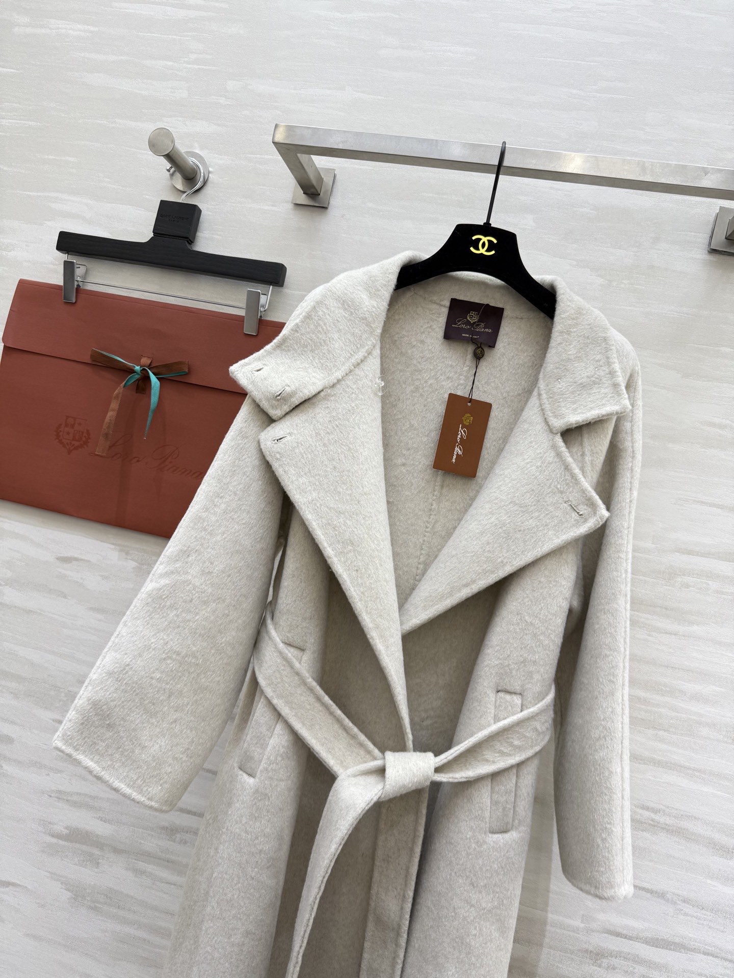 #Loro Pian♡🉐️389‼️‼️‼️阿尔巴卡羊驼毛双面呢大衣外套 高品质定制 现货首发size：