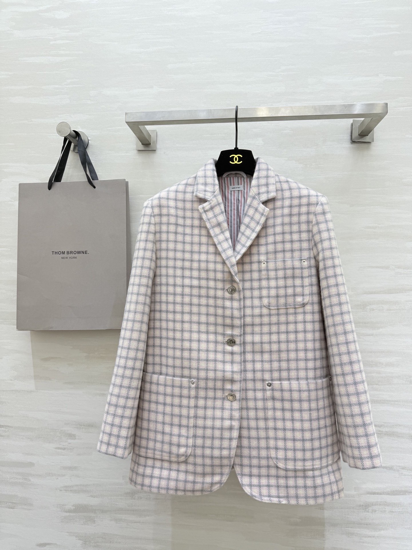 NO:737226,#ThomBrown’s new style blazer for the wealthy daughter of a chaebol, high-quality custom-made ready-made first size S/M/L (S size bust 92, length 70),, jackets & coats, business suit,19860909#ThomBrown新款 财阀千金 西装外套 高品质定制 现货首发sizeS/M/L（s码胸围92,衣长70）,,jackets & coats,business suit,,Women's clothing