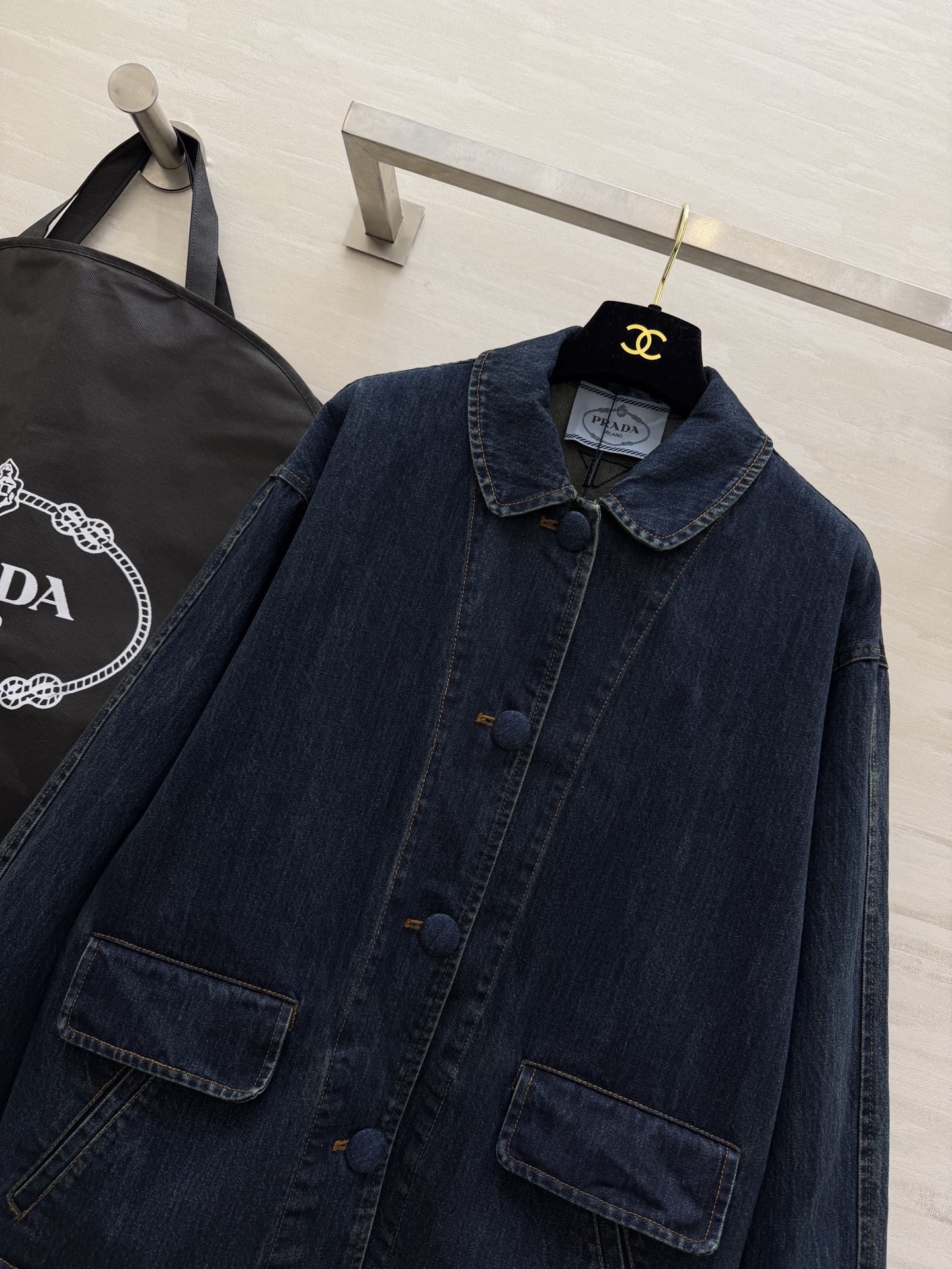 #Prad♡²⁶新款 复古甜心风牛仔外套 高品质定制 现货首发size：S/M/L（s码肩宽：50，胸围