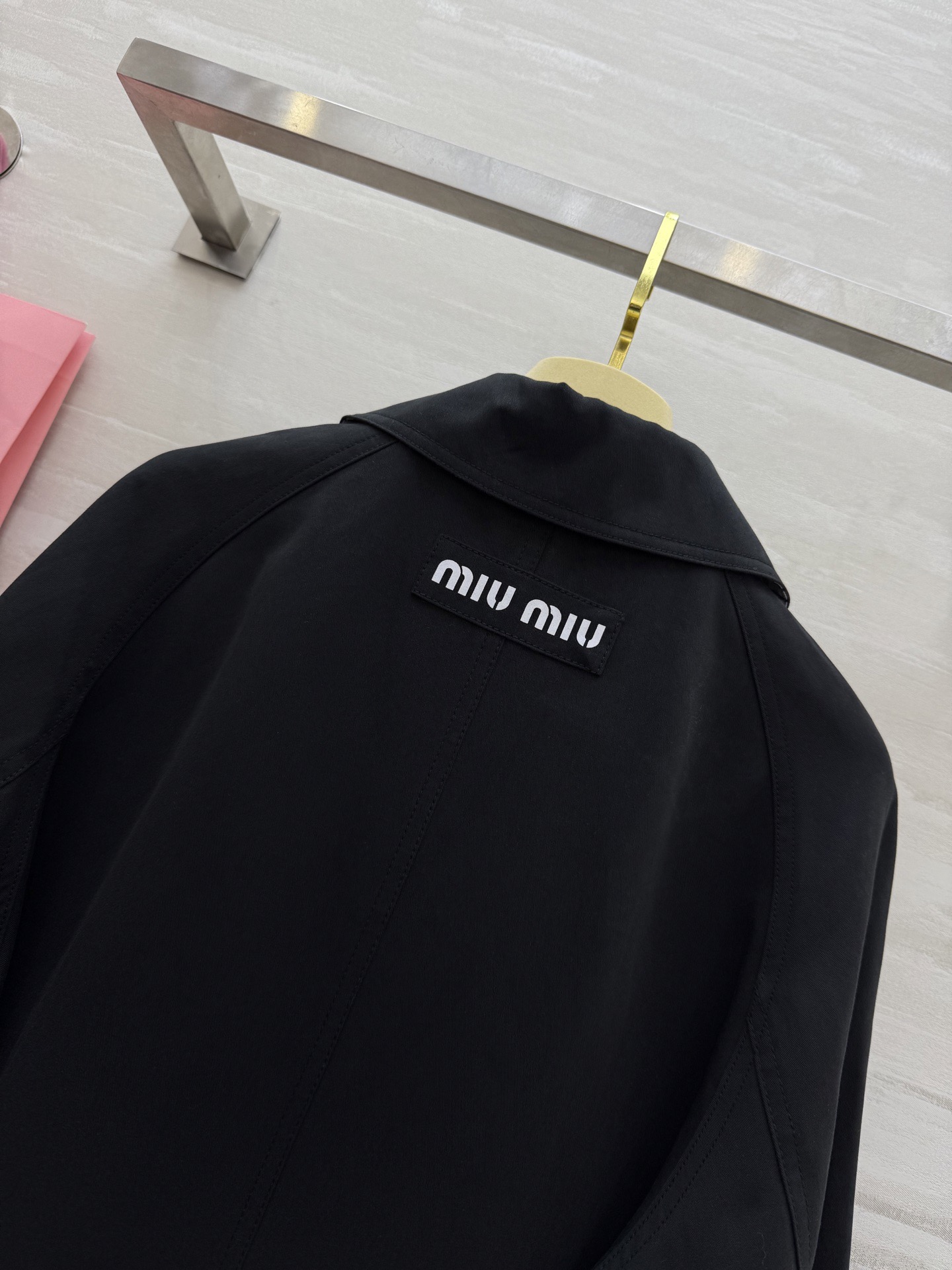 #Miumi♡新款 极简主义风衣外套 高品质定制 现货首发size：S/M/L（s码胸围：116，衣长：