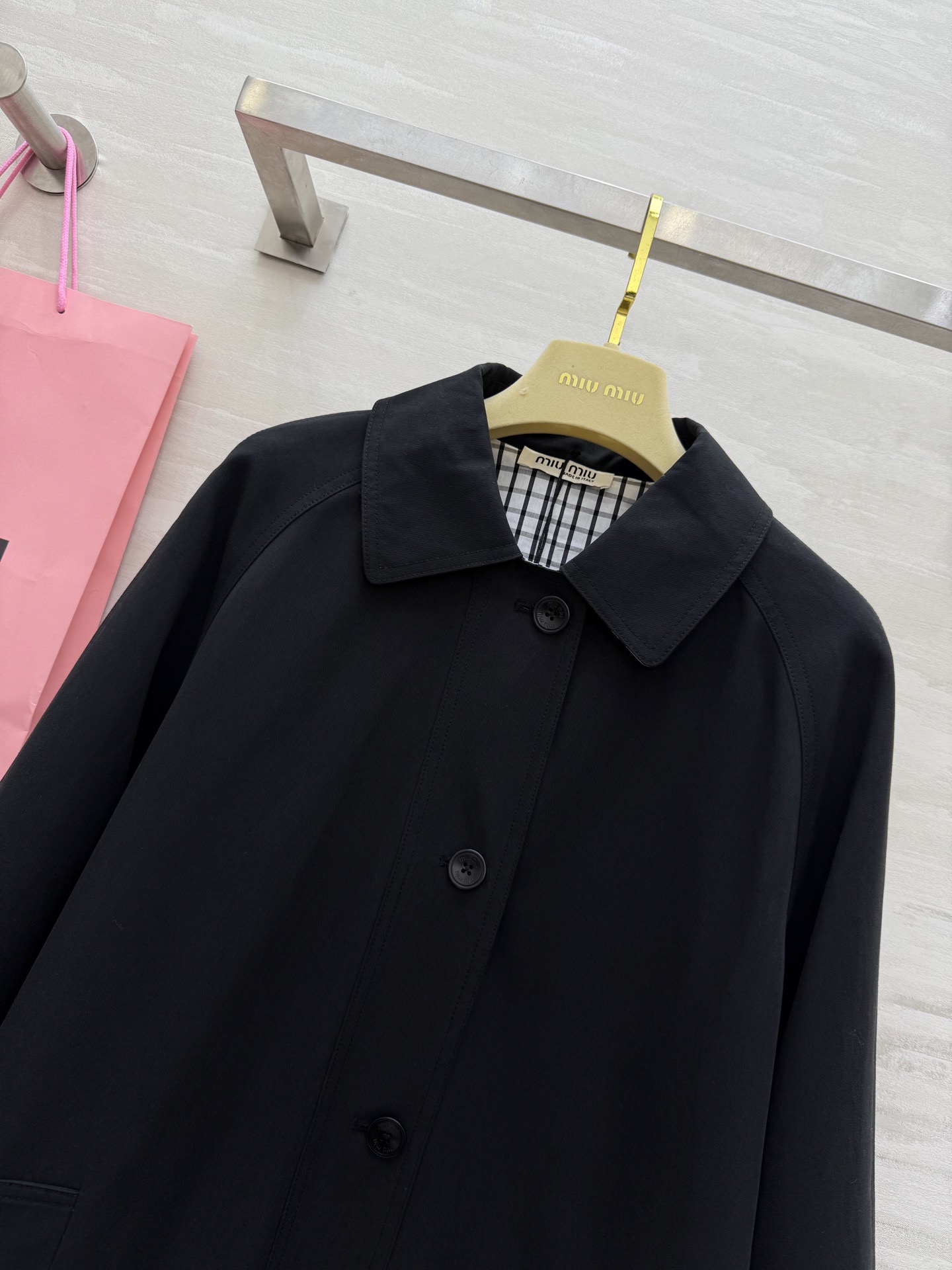 #Miumi♡新款 极简主义风衣外套 高品质定制 现货首发size：S/M/L（s码胸围：116，衣长：