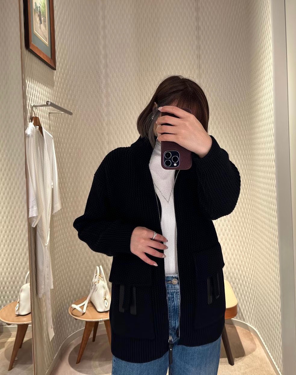 NO:737205,,,19860909,,,Women's clothing