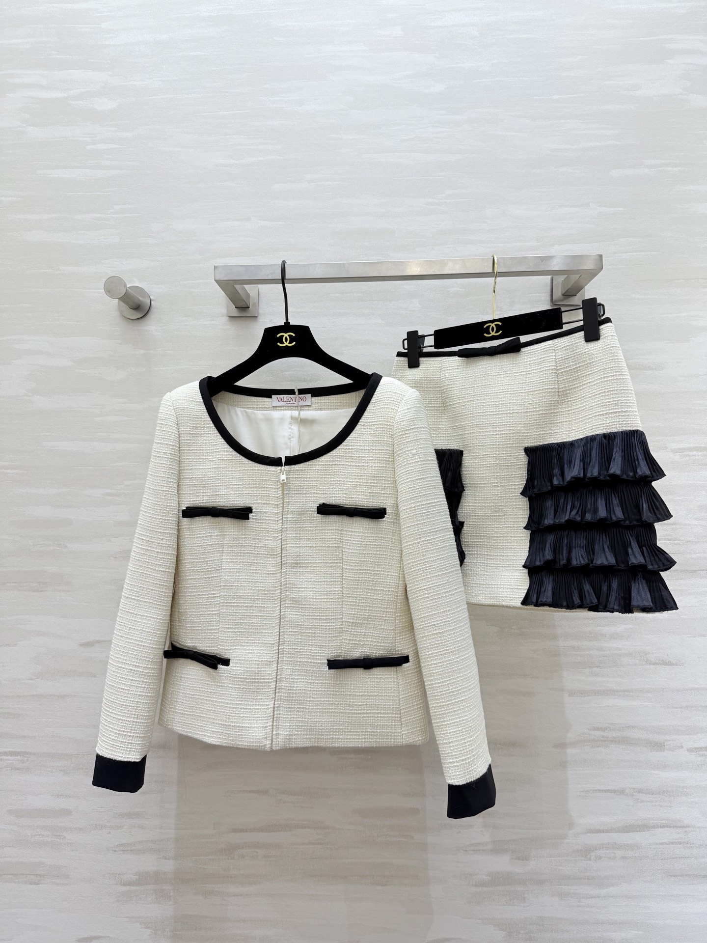 Valentin♡²⁶新款 编织花呢系列 高品质定制 现货首发size：S/M/L（s码胸围：88，衣长